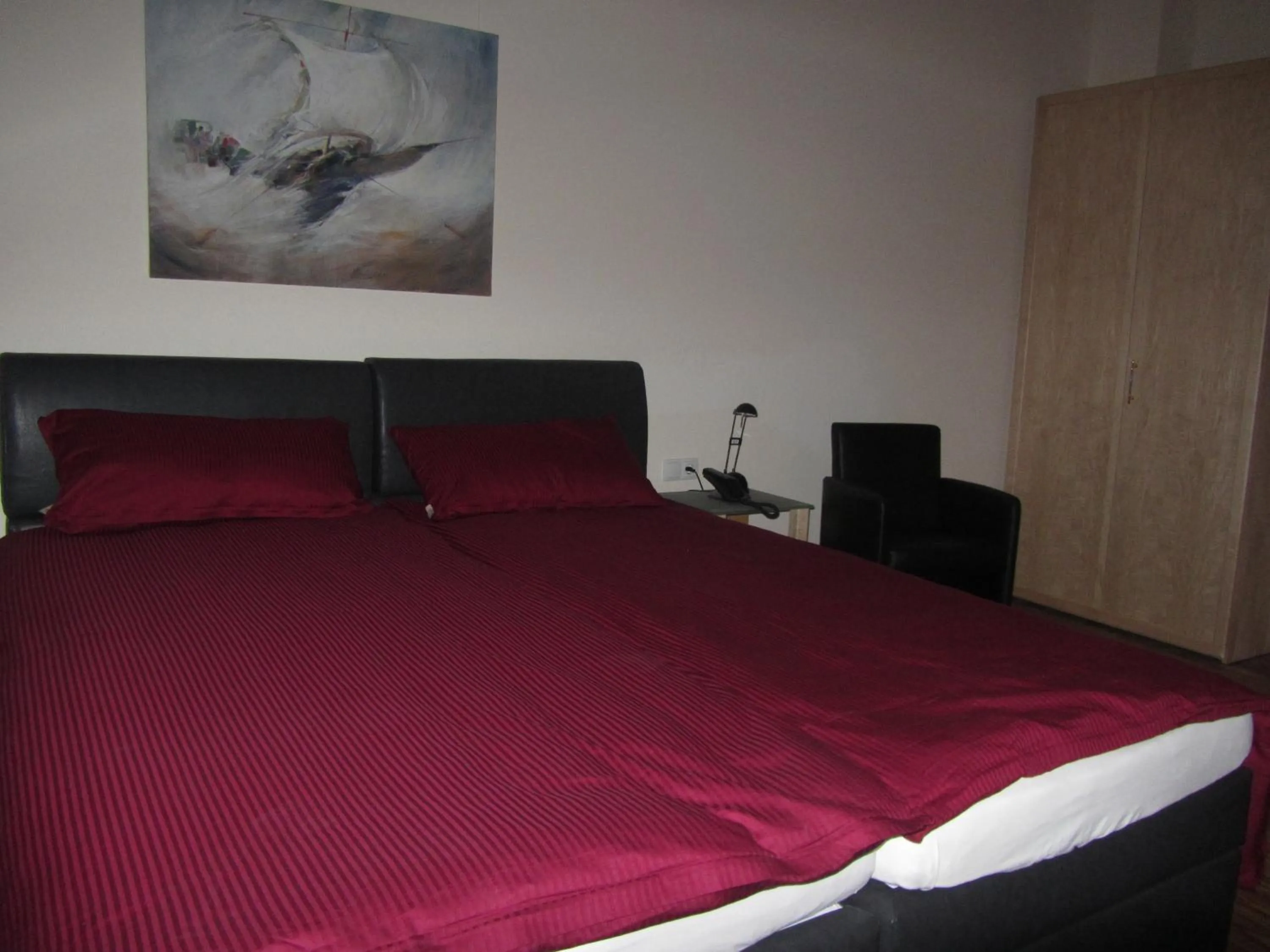 Bed in Exklusive Gästezimmer Landau