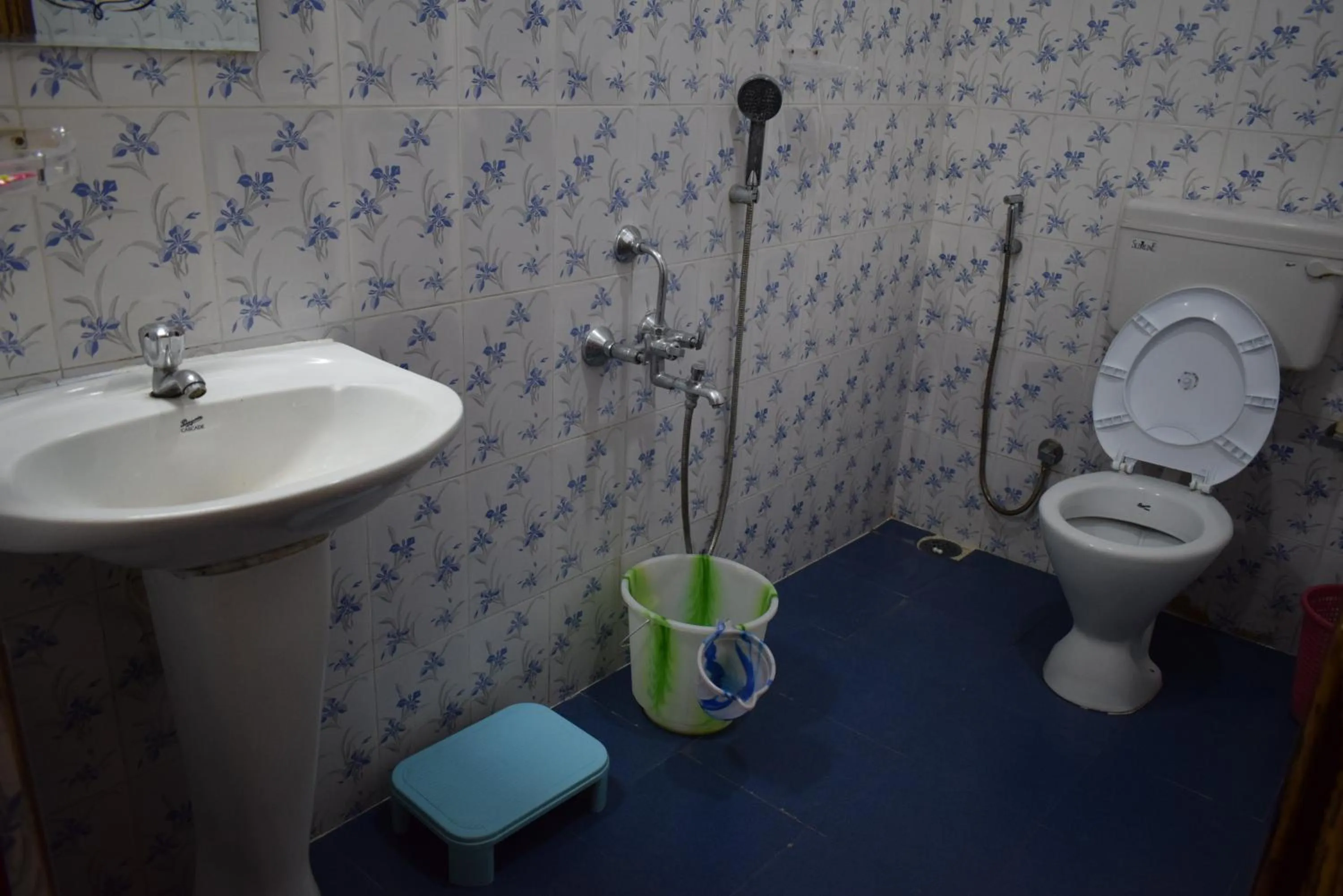 Bathroom in Blue Bird Resort