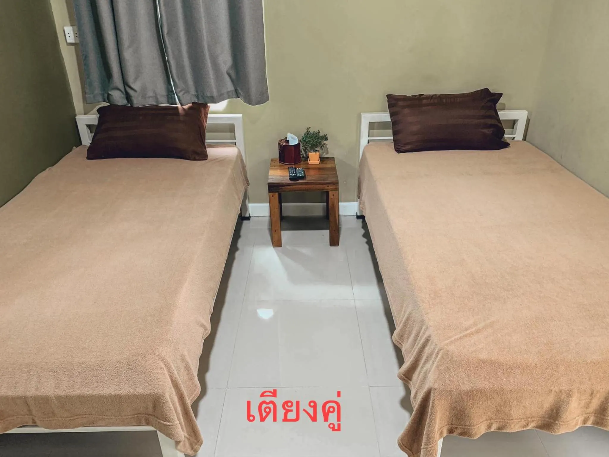 Bed in Parida Resort