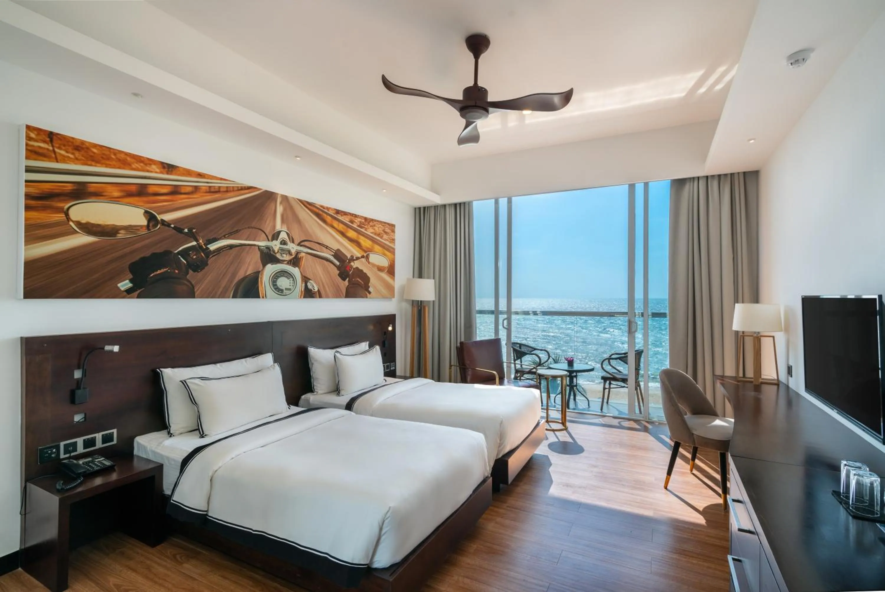 Sea view, Bed in Regal Réseau Hotel & Spa