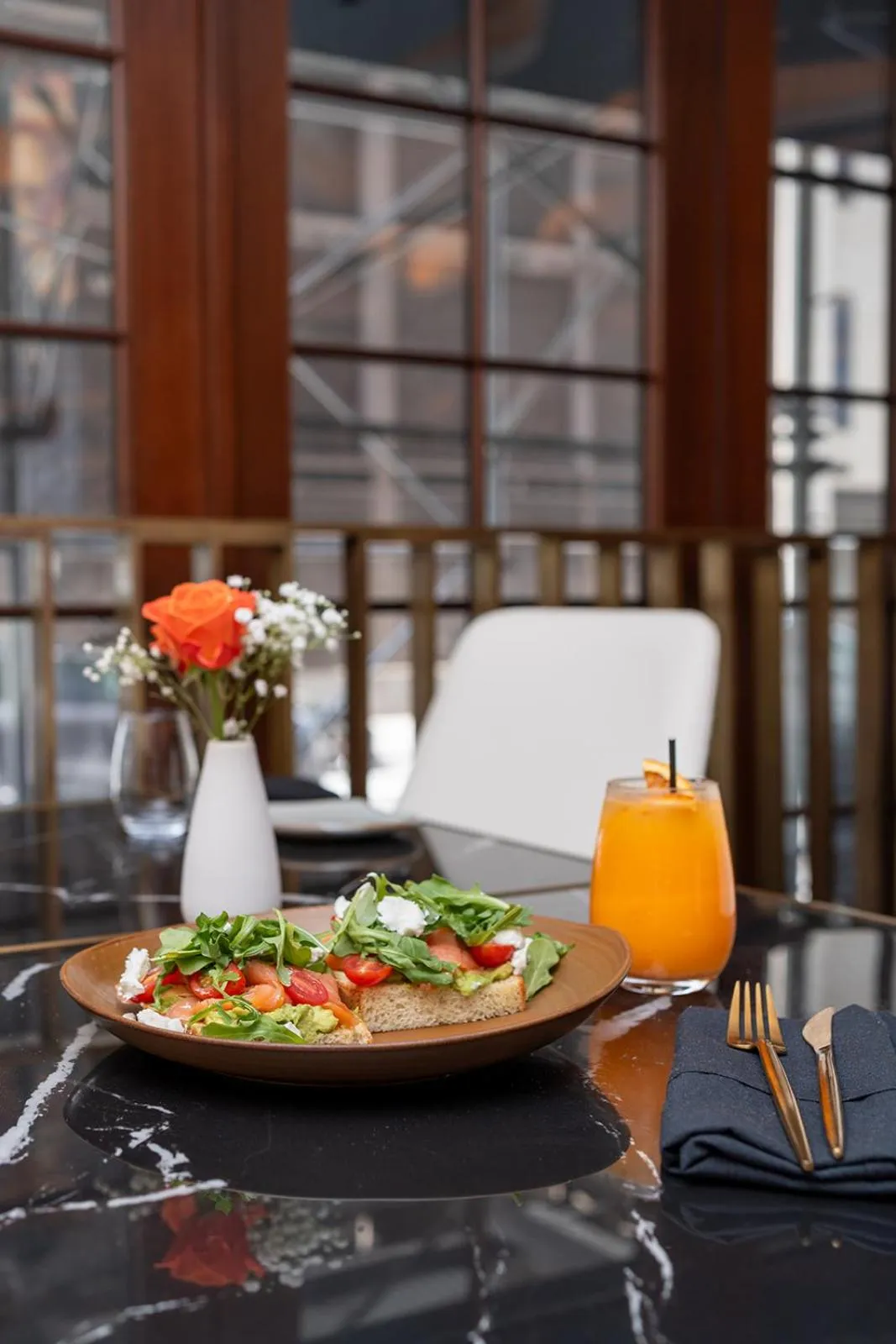 Restaurant/places to eat in Life Hotel New York