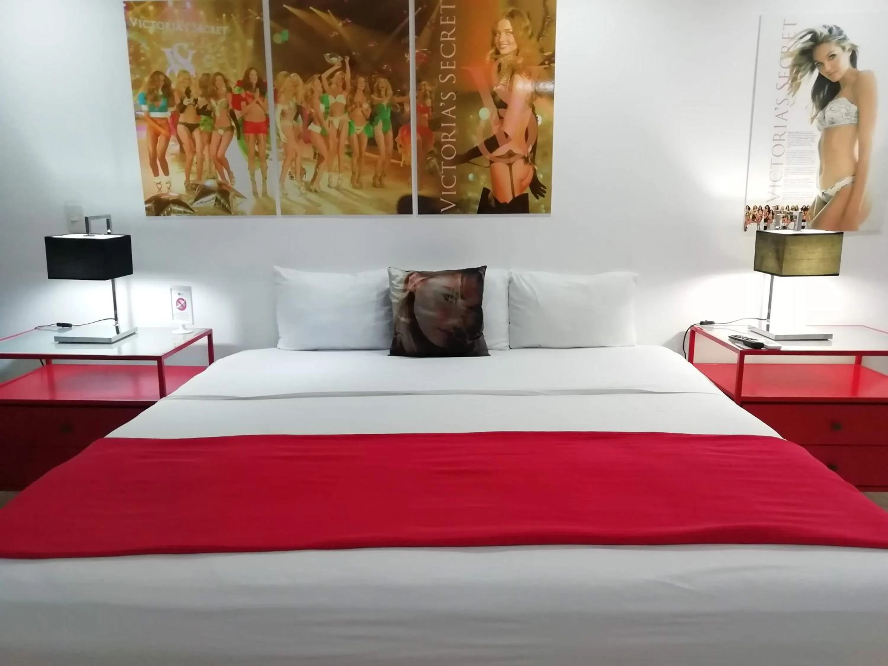 Bed in Spazio Boutique Hotel