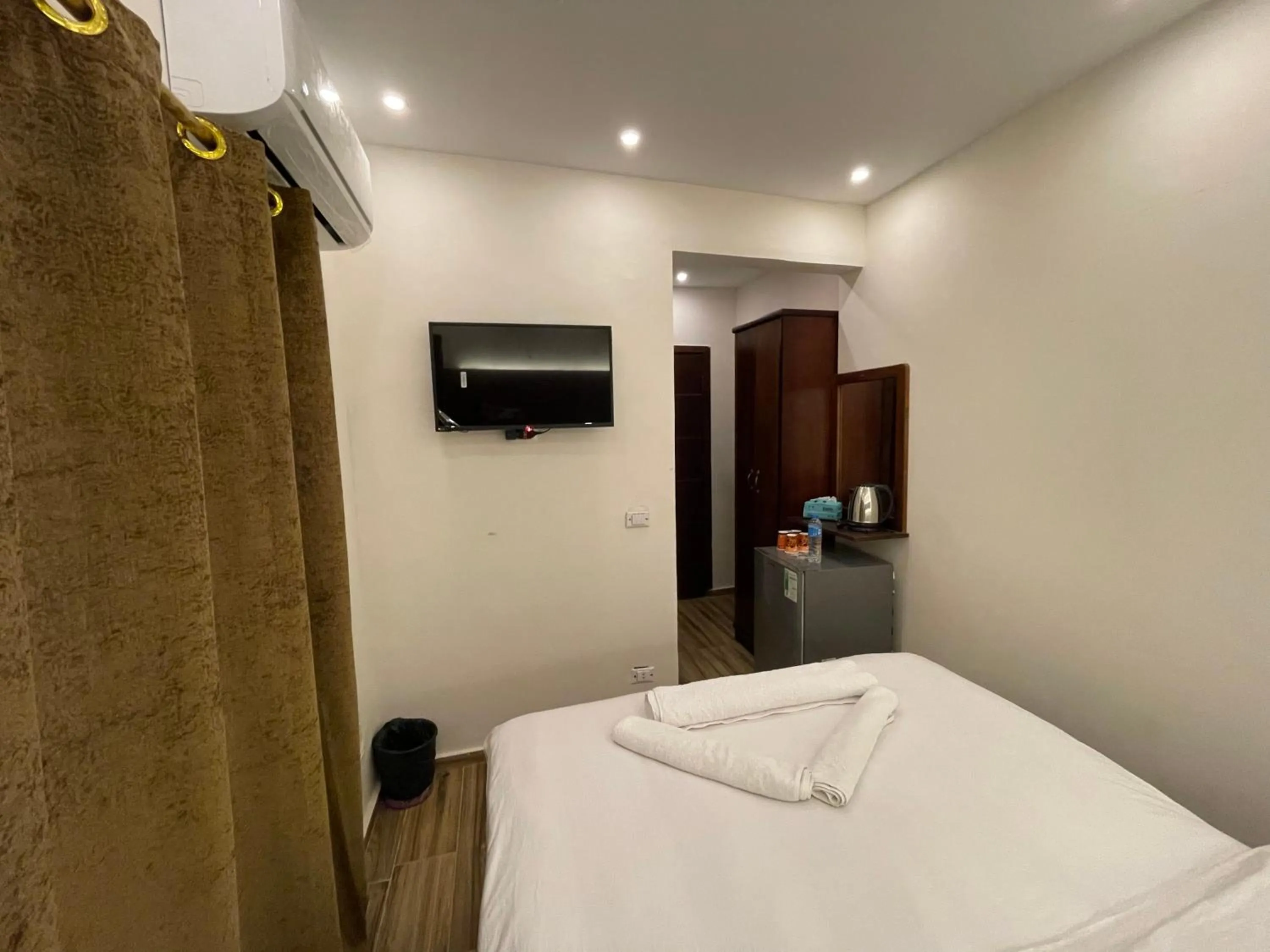 Bed in Sahara Pyramids Inn