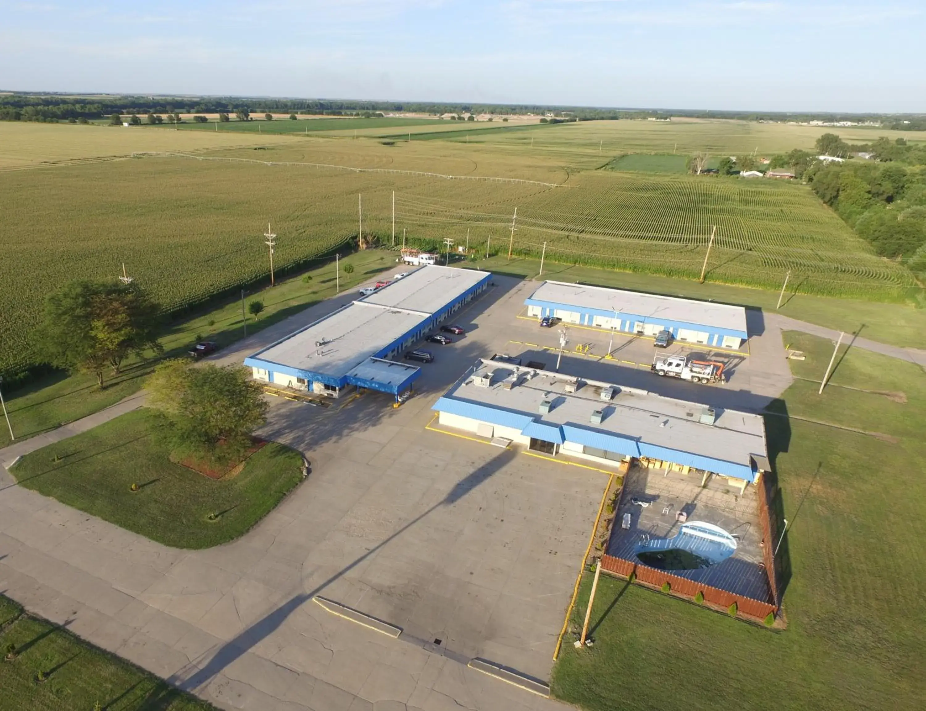 Deluxe Triple Room in Regency Inn Deluxe Triple Room in Regency Inn