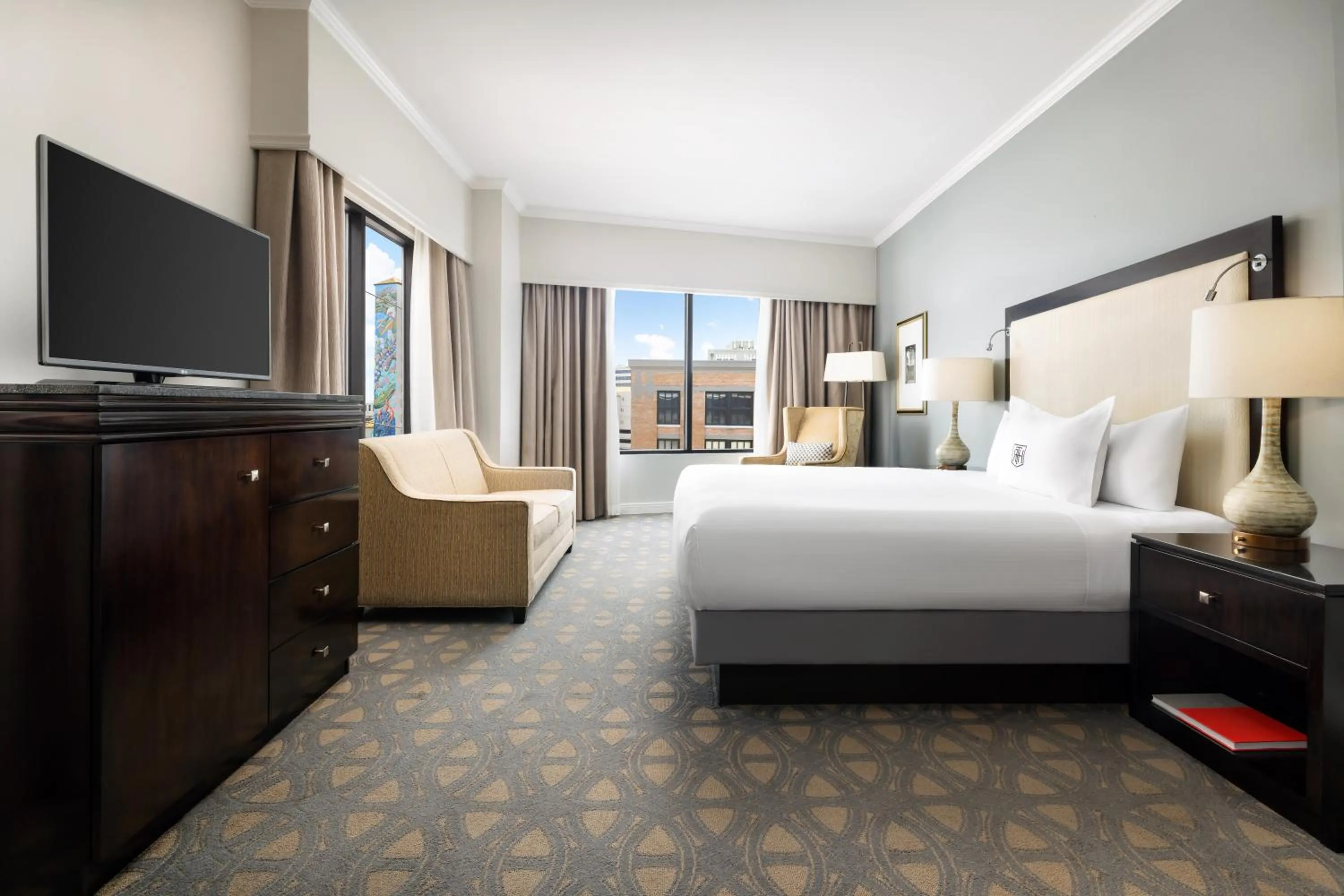 Photo of the whole room, Bed in The Riverfront Hotel New Orleans