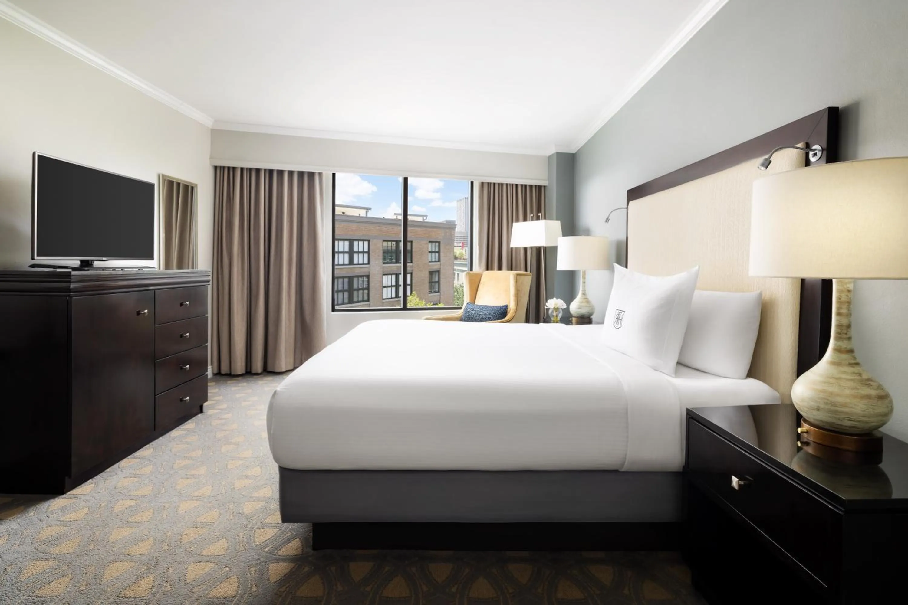 Photo of the whole room, Bed in The Riverfront Hotel New Orleans
