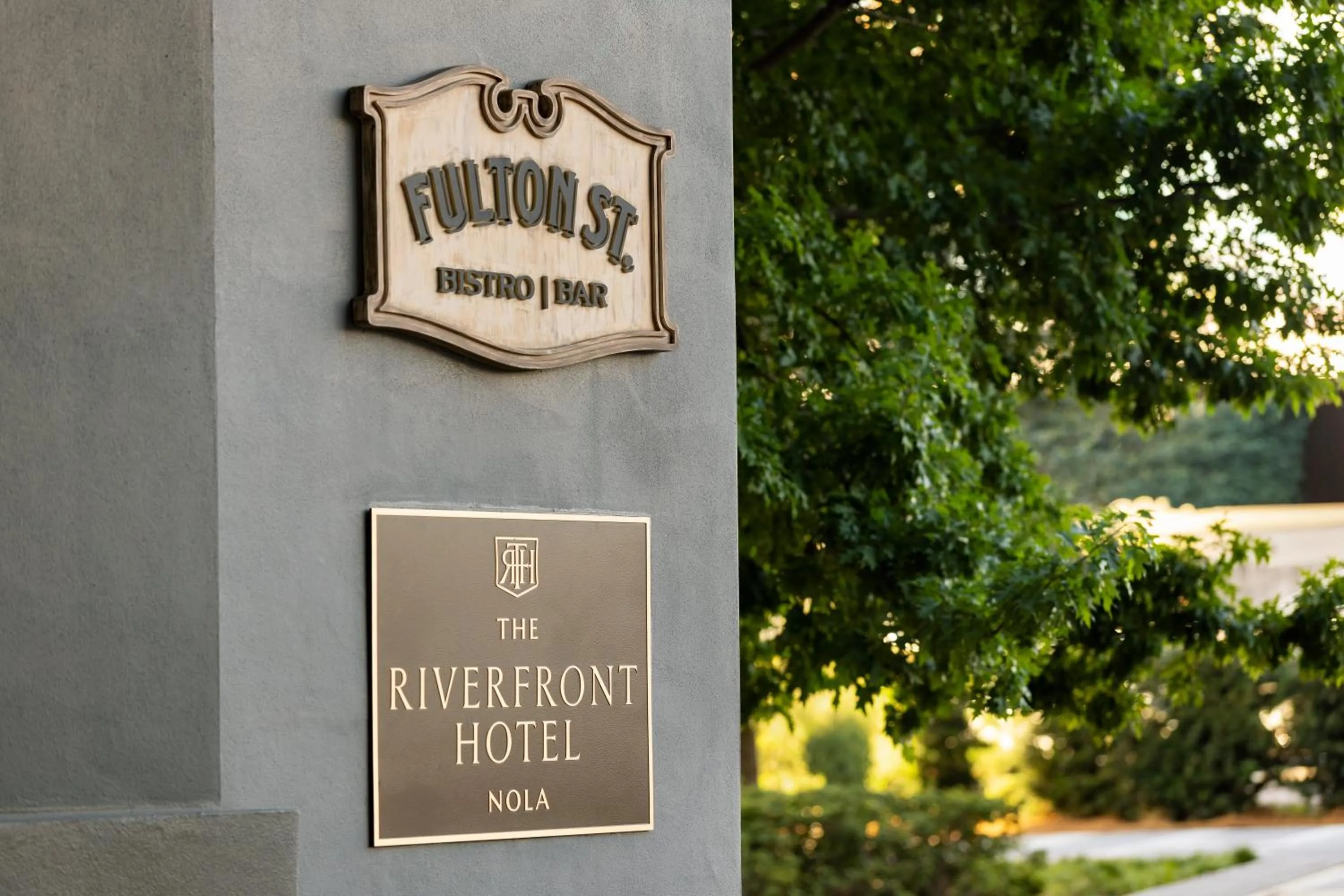 Logo/Certificate/Sign in The Riverfront Hotel New Orleans