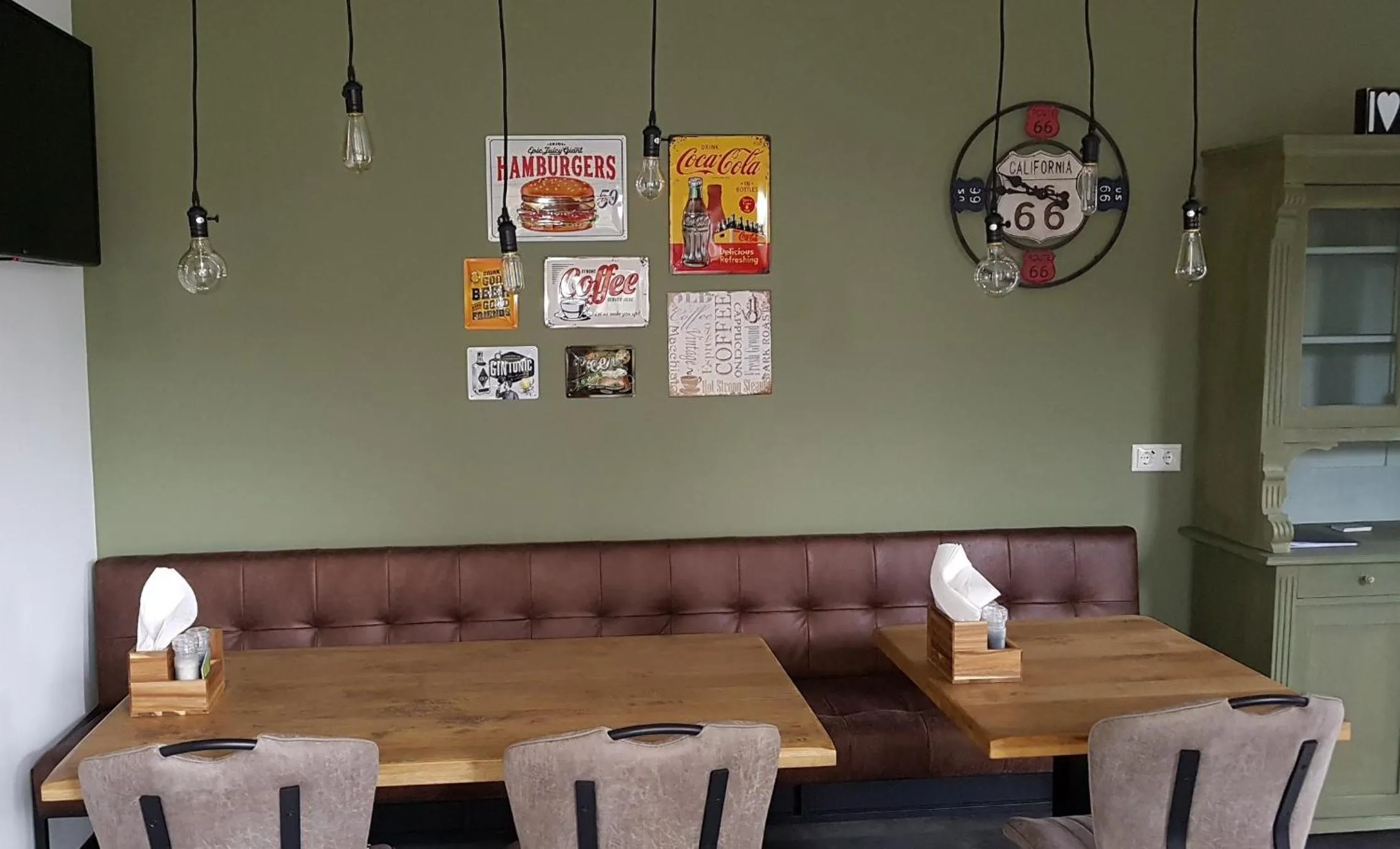 Communal lounge/ TV room in B&B La Vita Verde