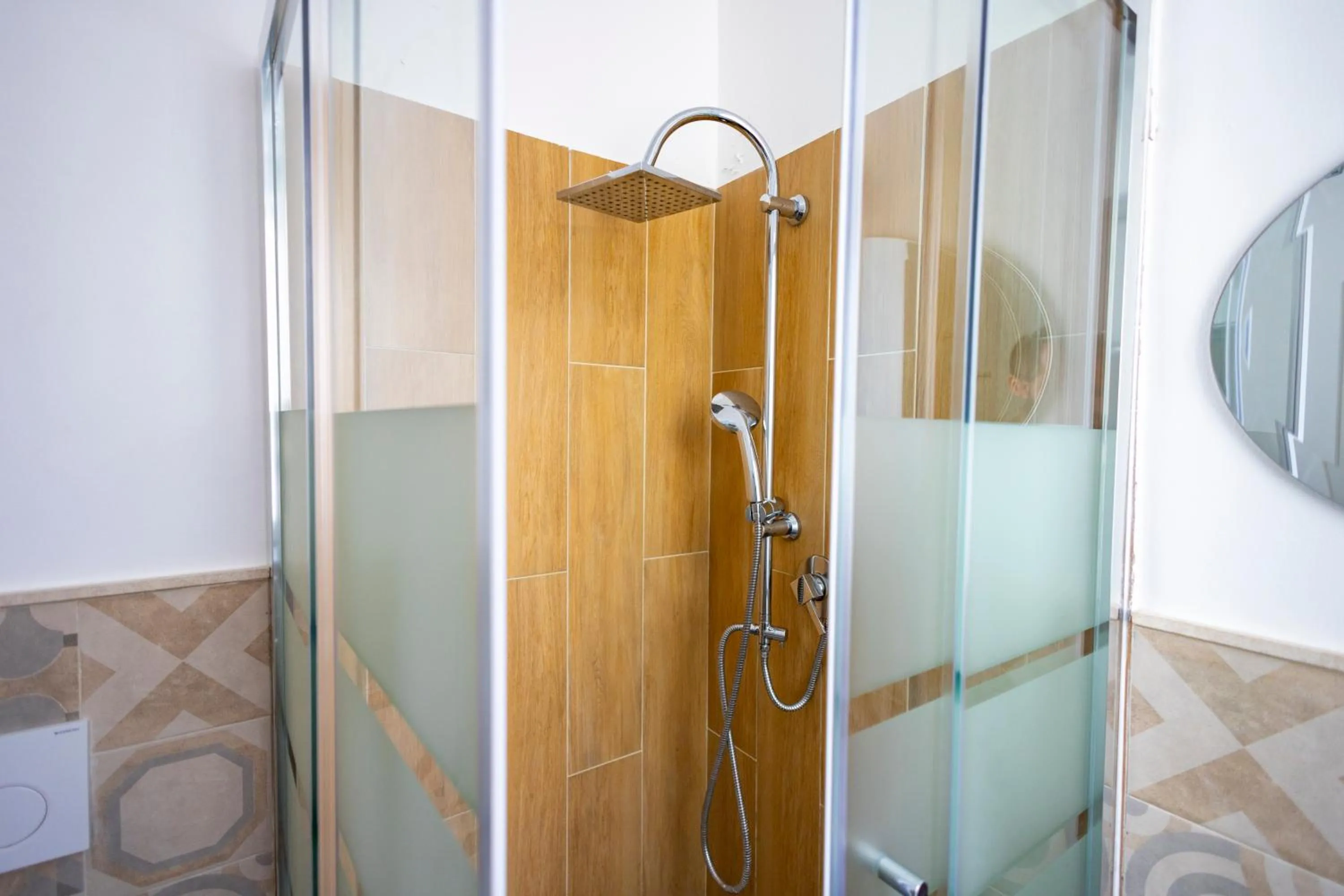 Shower in B&B Belvedere All'Idria