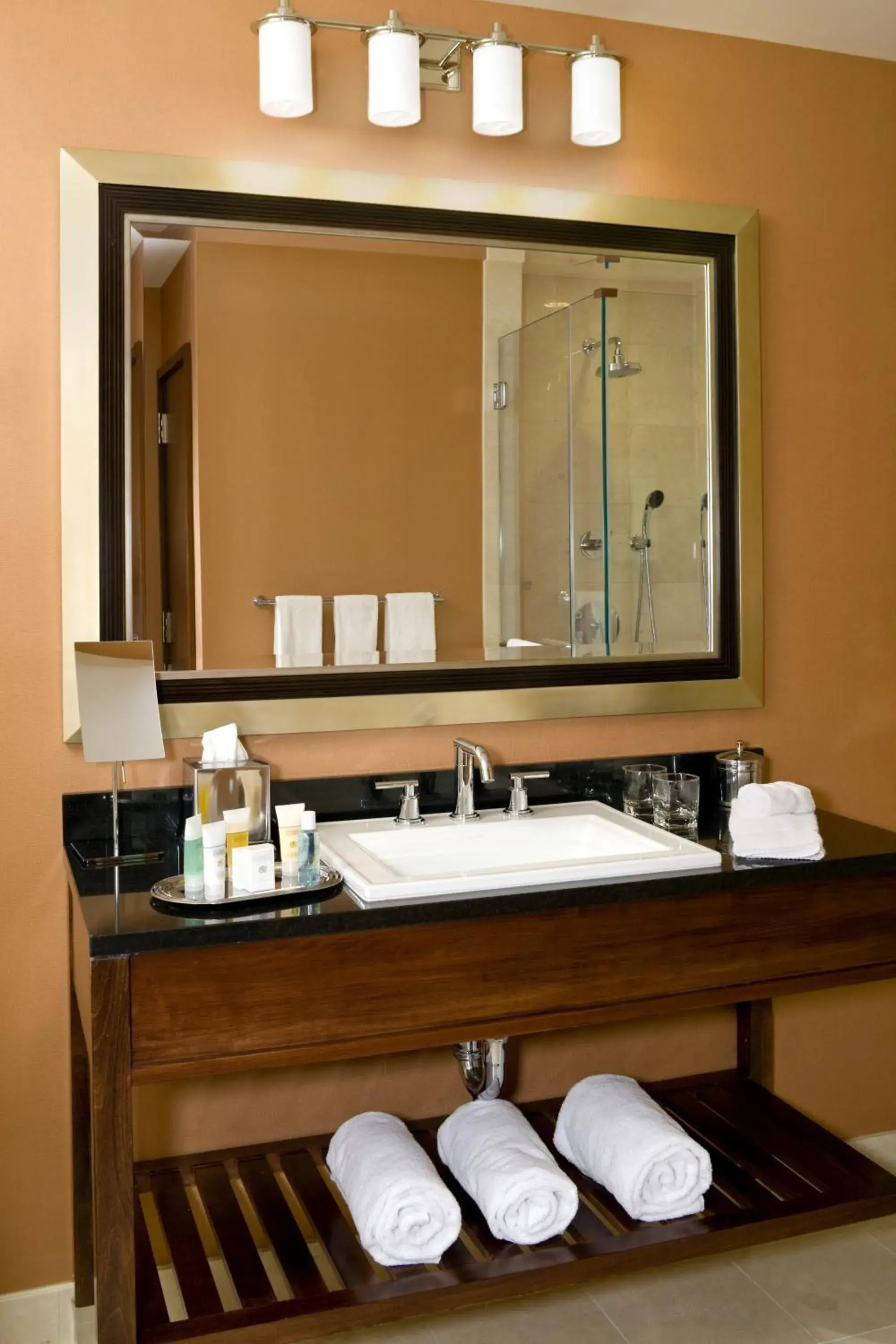 King Studio in The Bostonian Boston King Studio in The Bostonian Boston