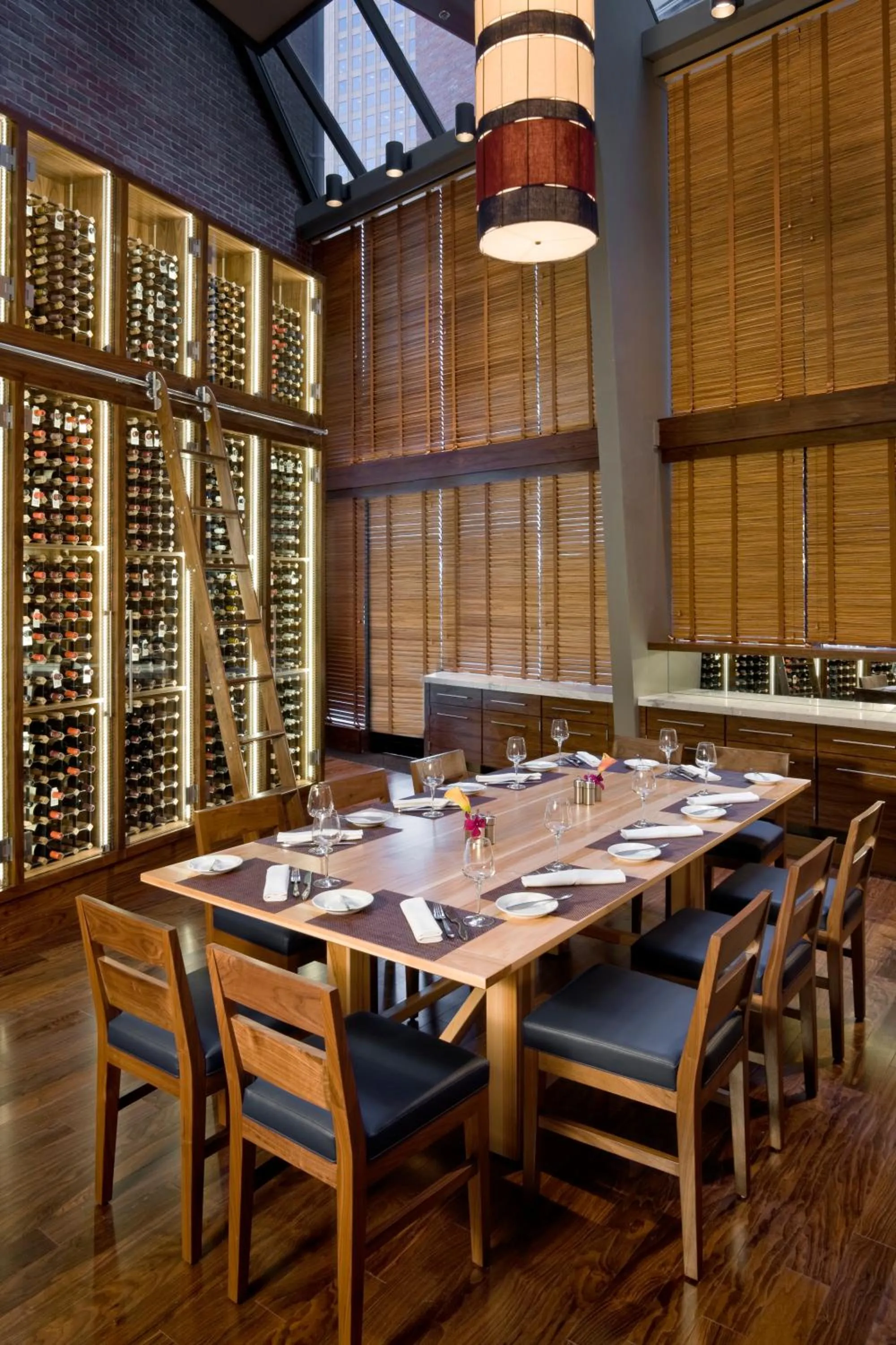 Dining area in The Bostonian Boston