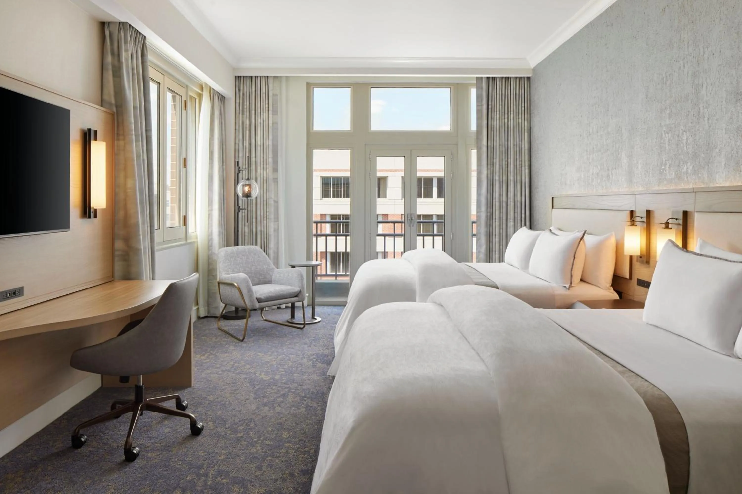 Photo of the whole room, Bed in Westin Georgetown, Washington D.C.