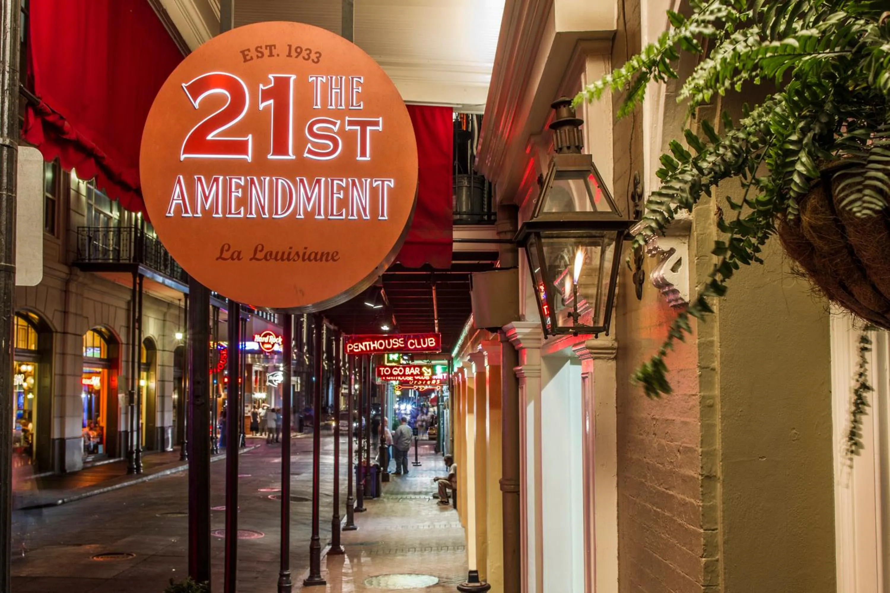 Lounge or bar in Hotel Mazarin