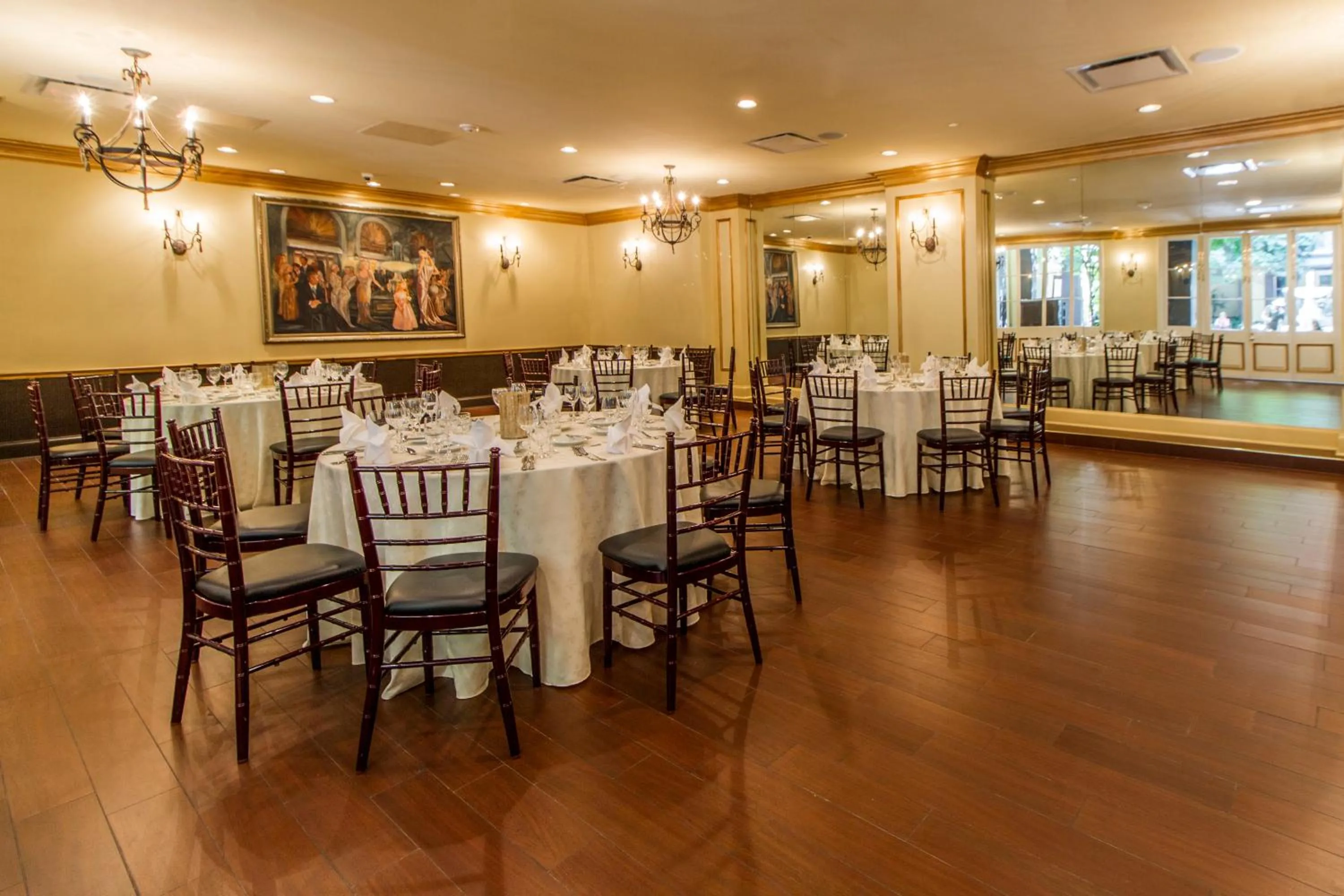 Banquet/Function facilities in Hotel Mazarin