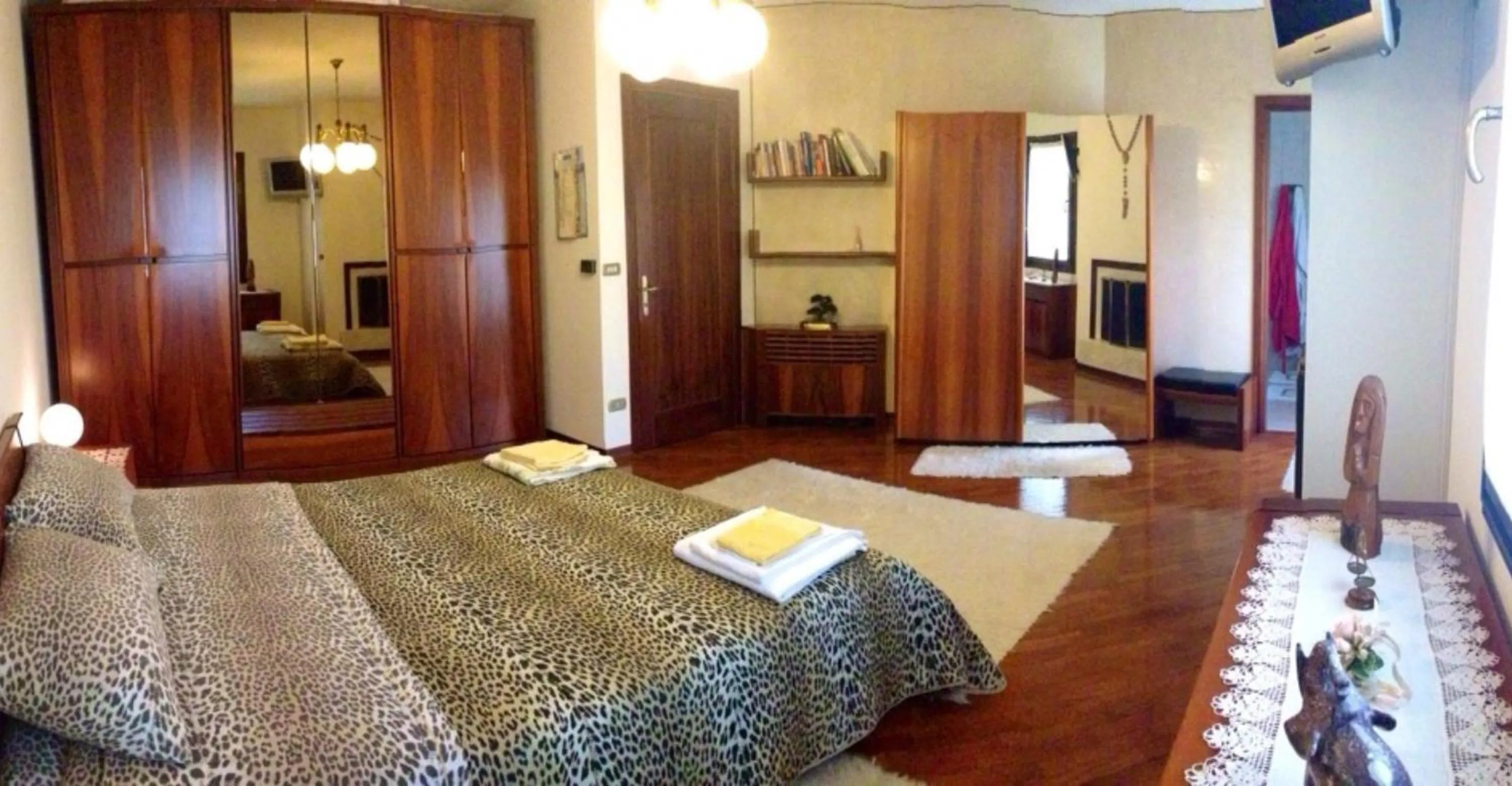 Photo of the whole room, Bed in B&B Le Tre Grazie