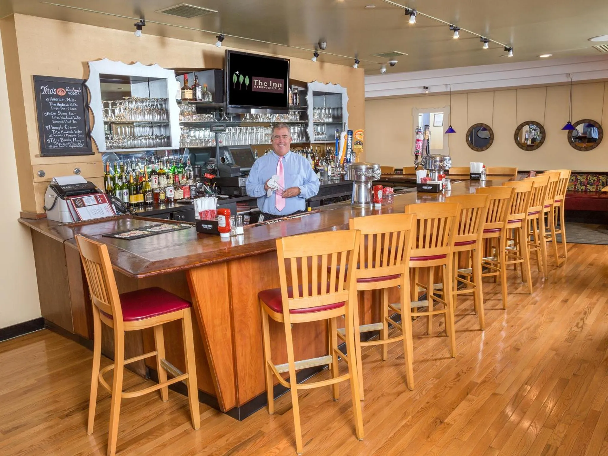 Restaurant/places to eat in The Inn at Longwood Medical