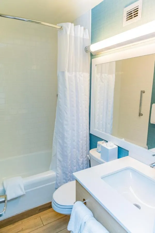 Bed in The Inn at Longwood Medical