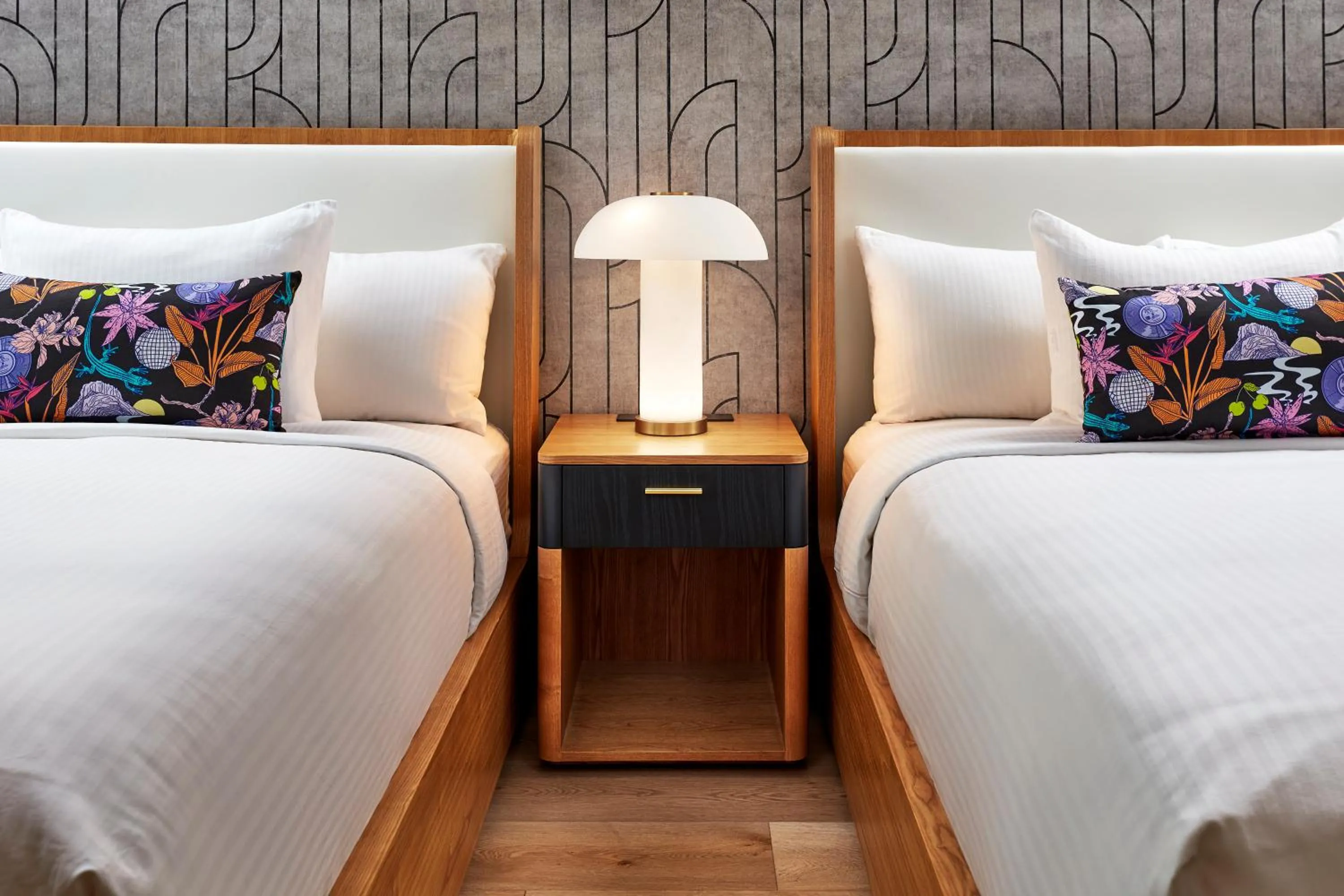 Bedroom, Bed in Elan Hotel