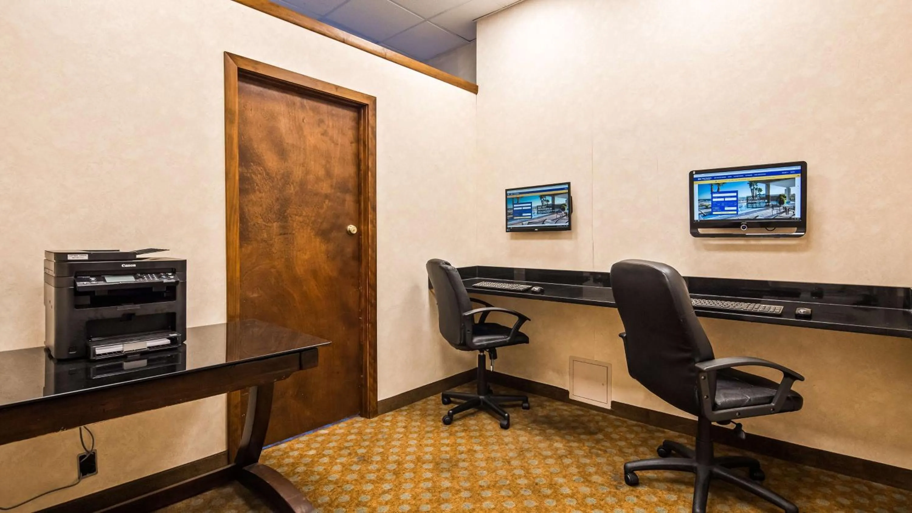 Business facilities in Best Western Plus Chicago Hillside