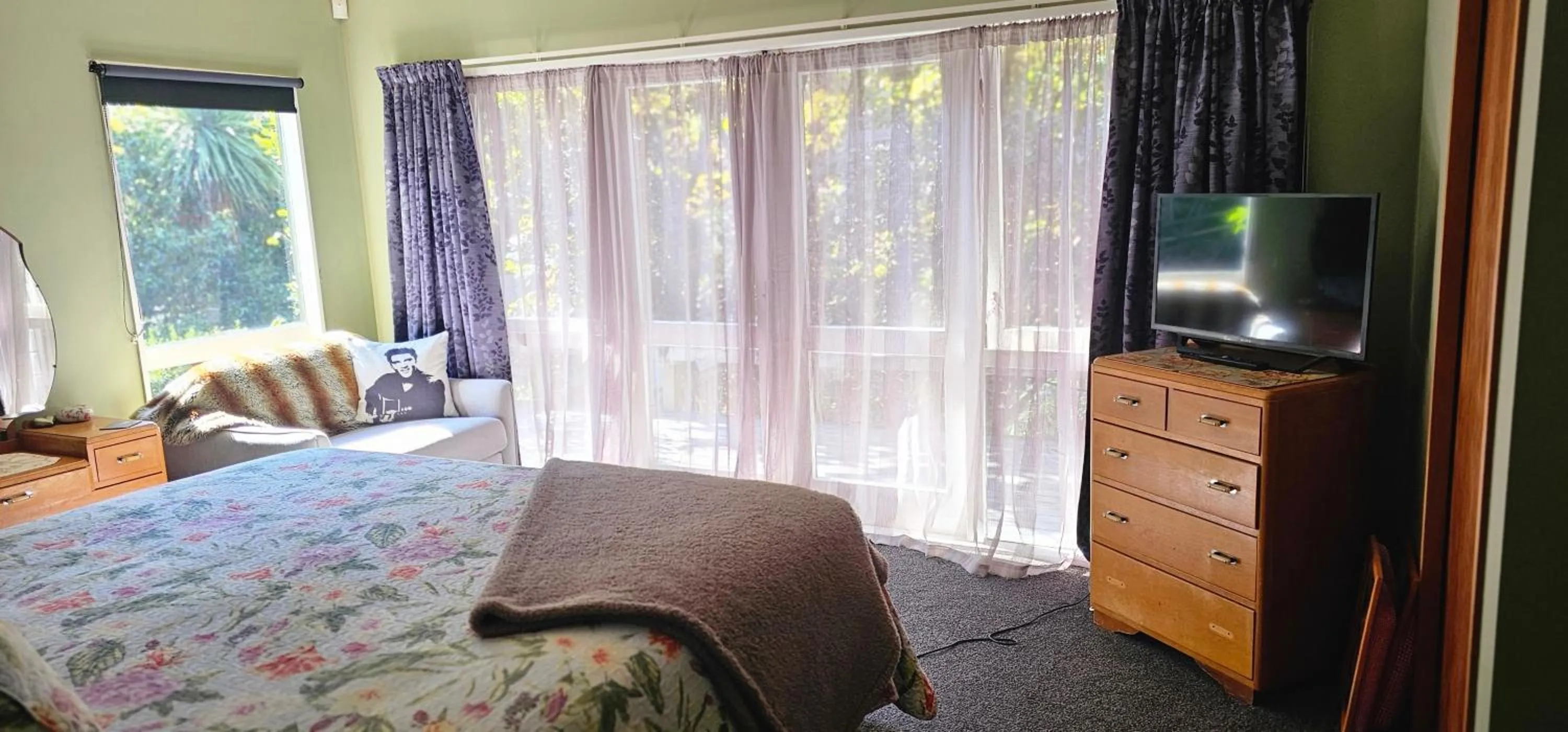 Bedroom, Bed in Fred&Donz Bed and Breakfast