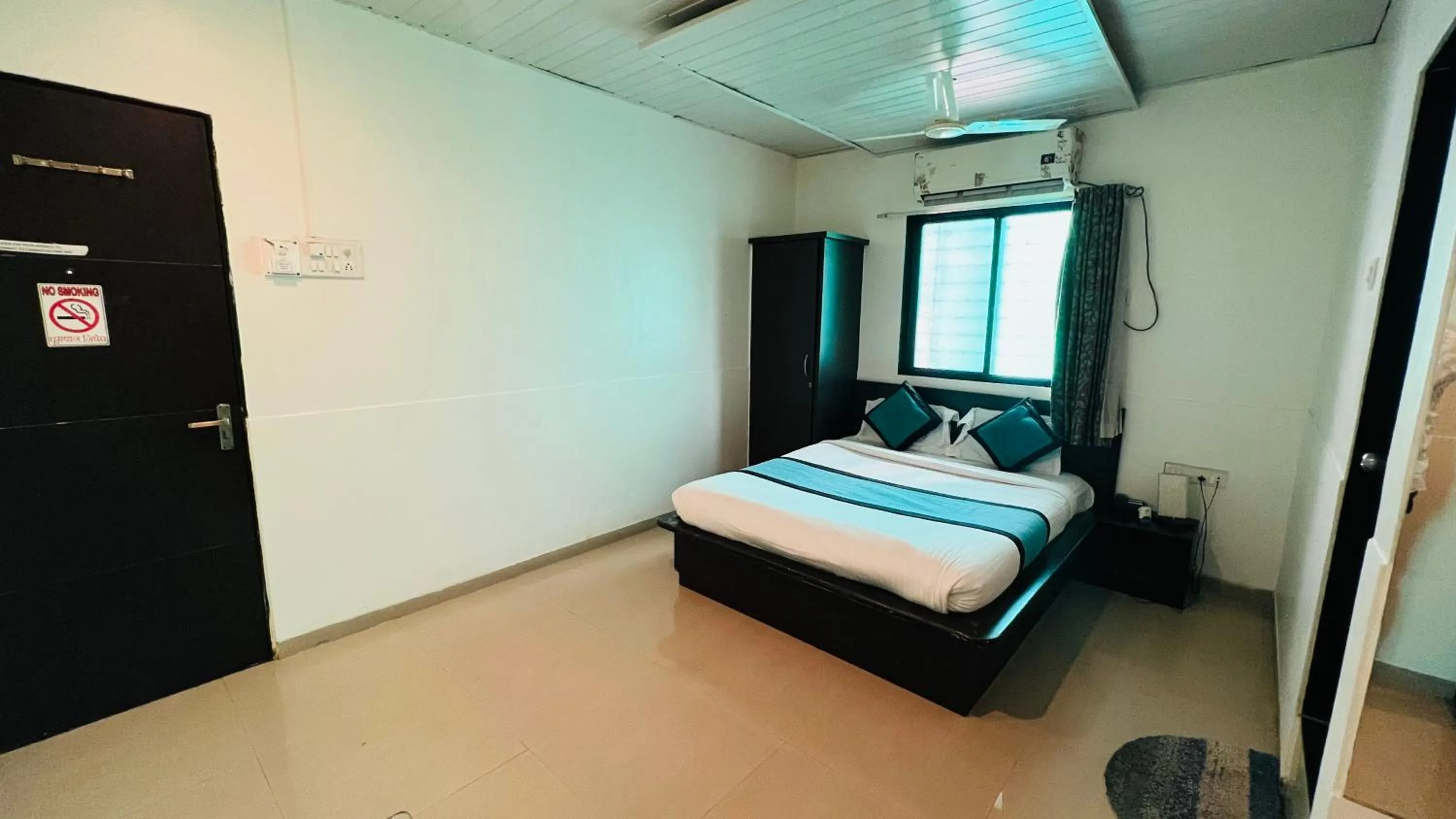 Bedroom, Bed in FARM HOUSE RESIDENCY