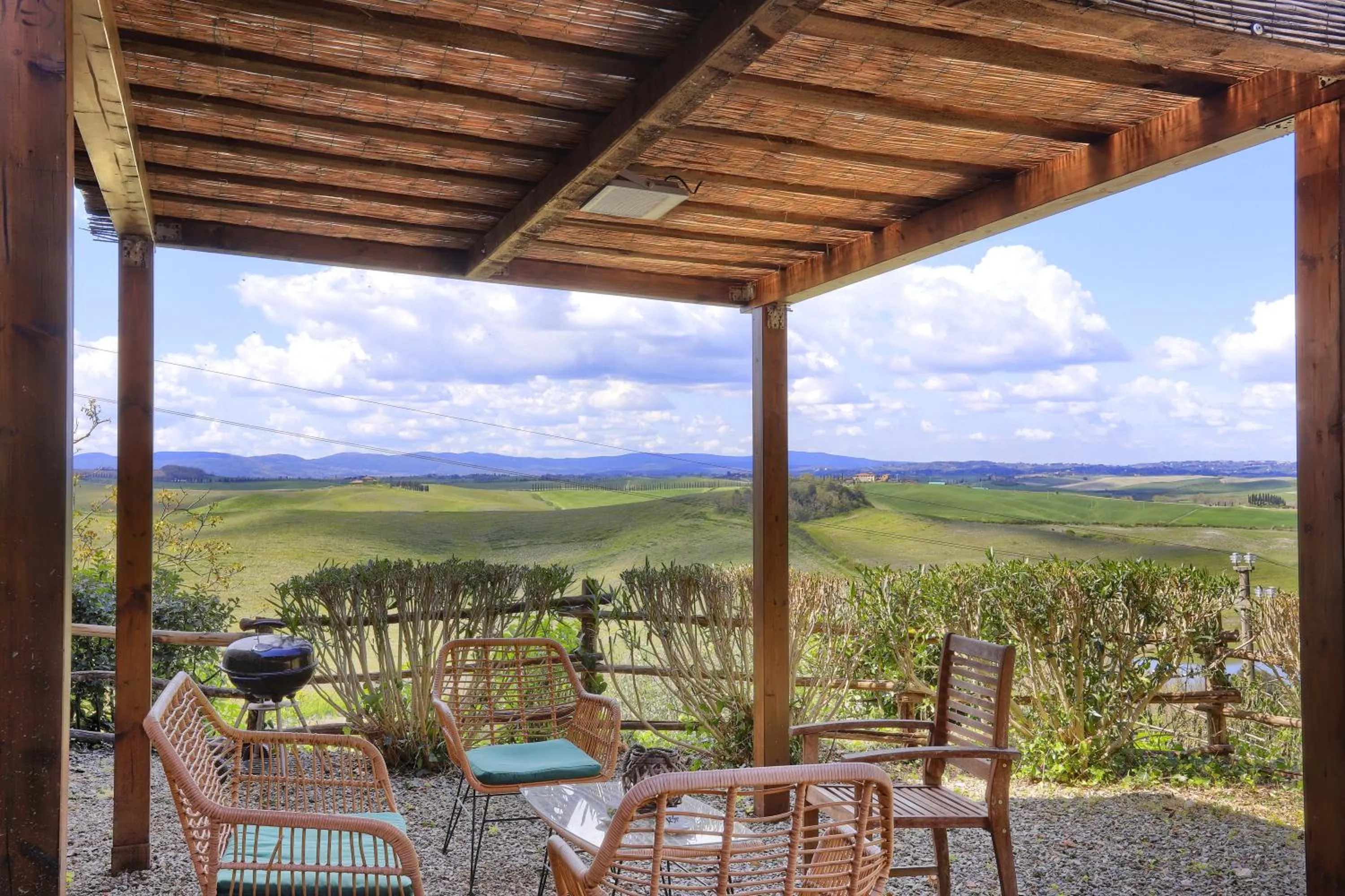 Garden view in Appartamenti Villa e Fattoria di Radi Tuscany