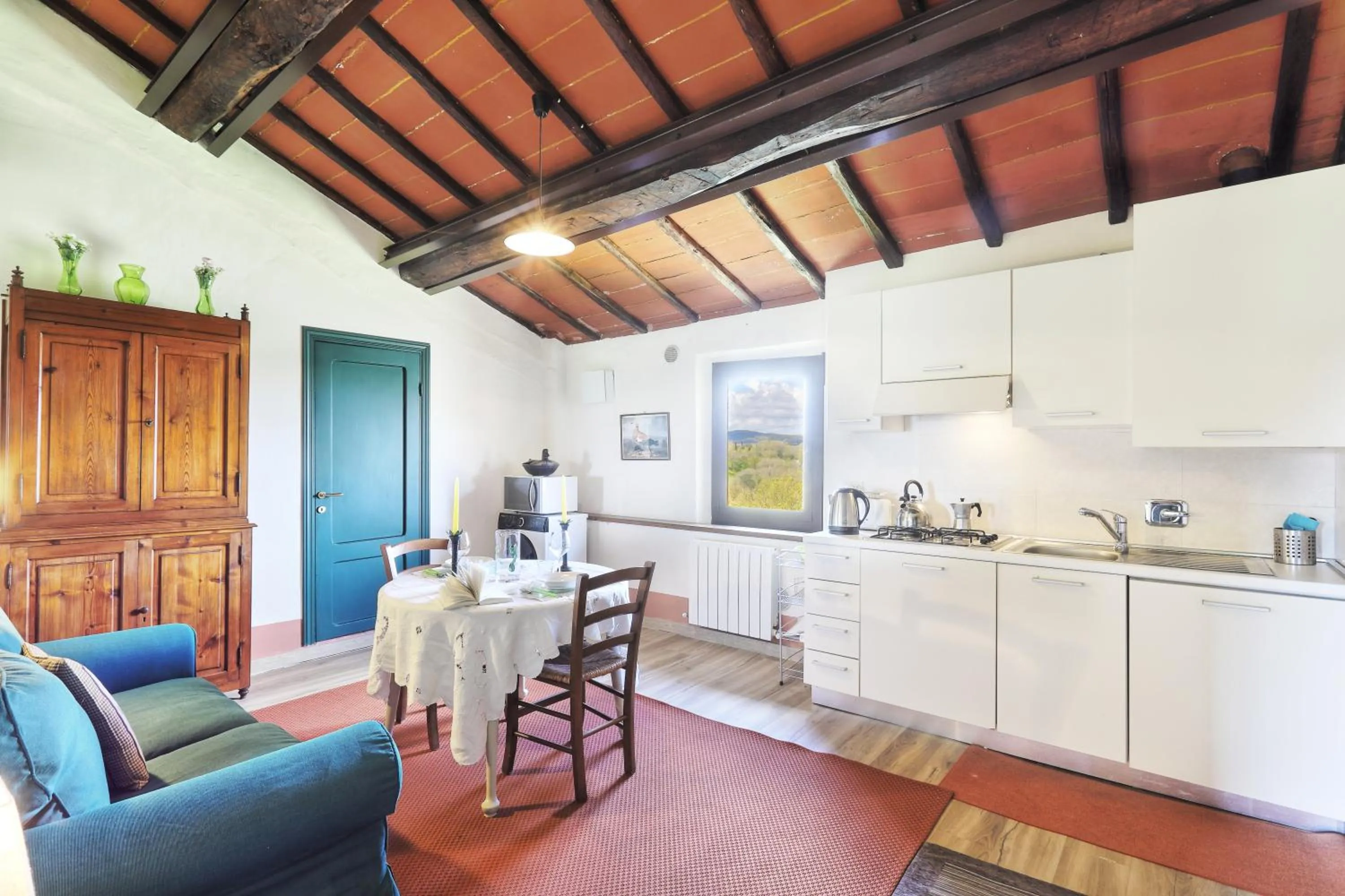 Kitchen or kitchenette in Appartamenti Villa e Fattoria di Radi Tuscany