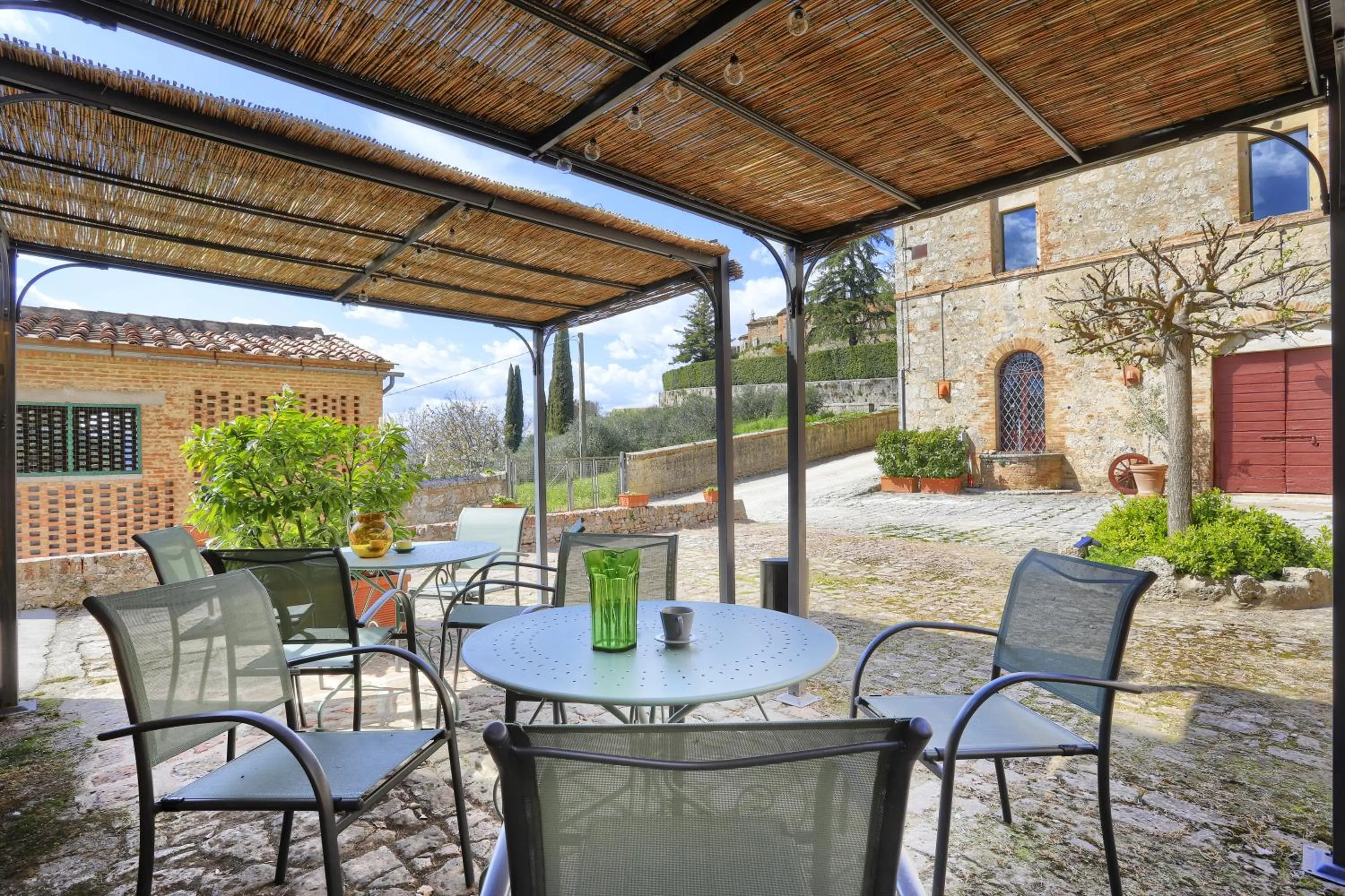 Patio in Appartamenti Villa e Fattoria di Radi Tuscany