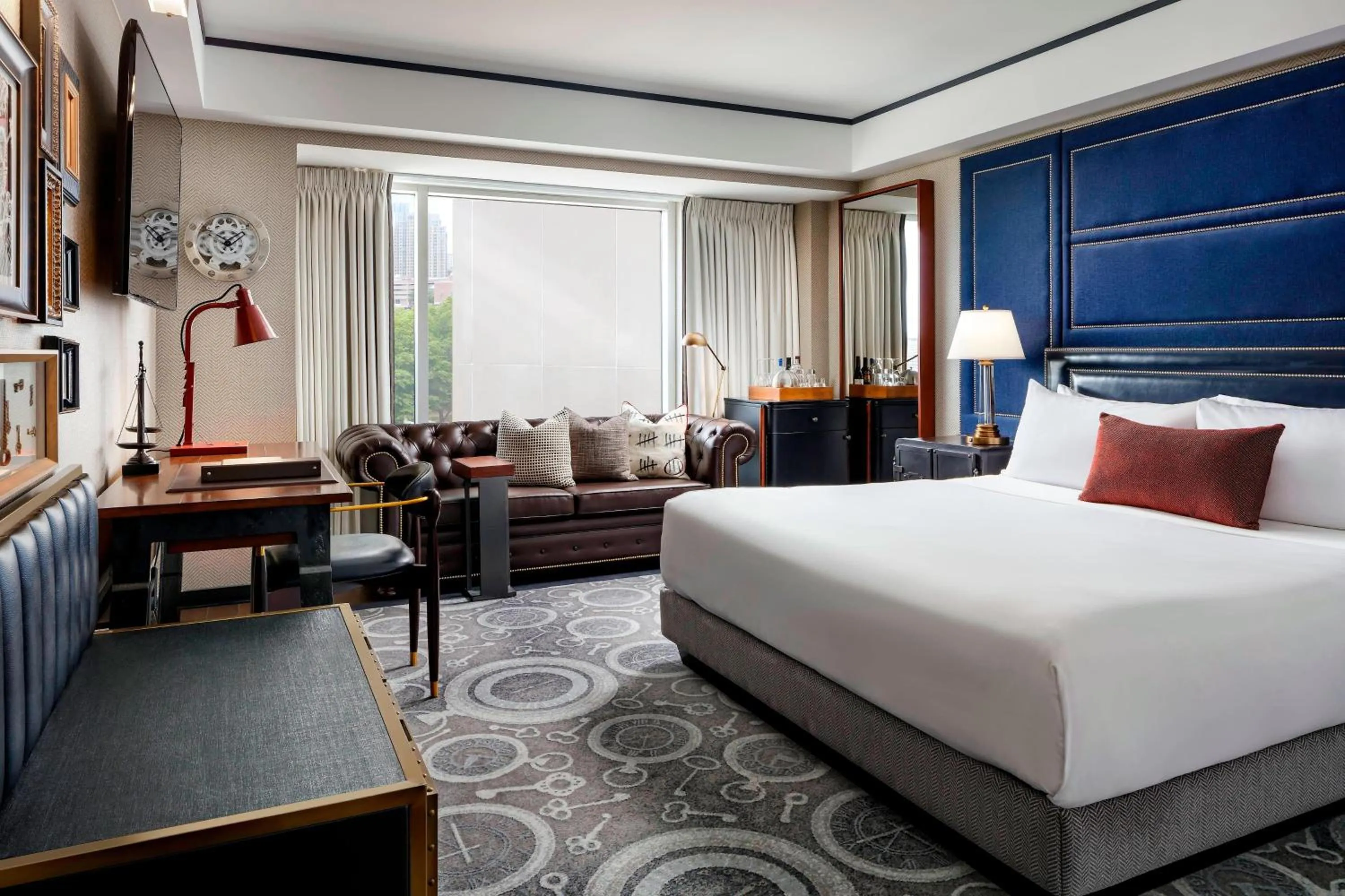 Photo of the whole room, Bed in The Liberty, a Luxury Collection Hotel, Boston