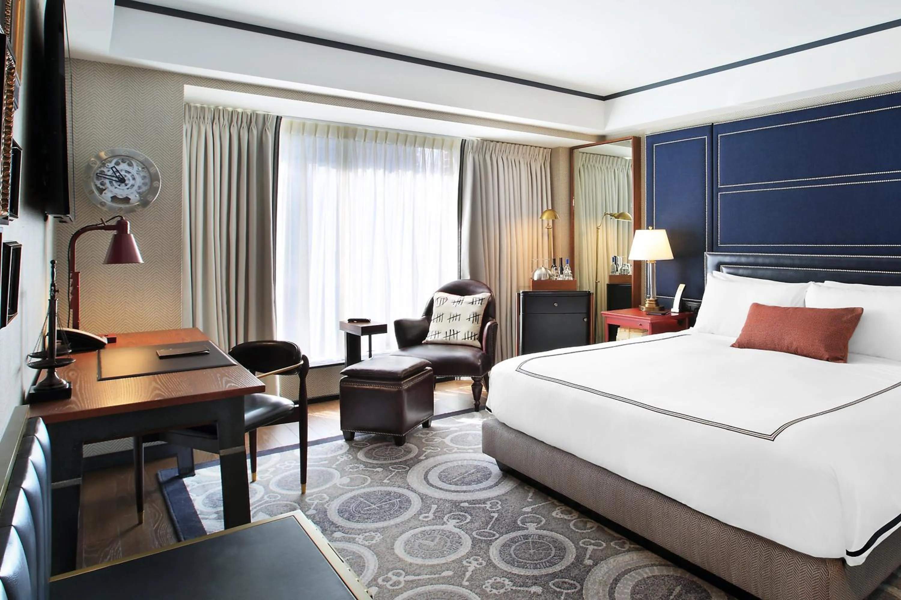 Photo of the whole room, Bed in The Liberty, a Luxury Collection Hotel, Boston