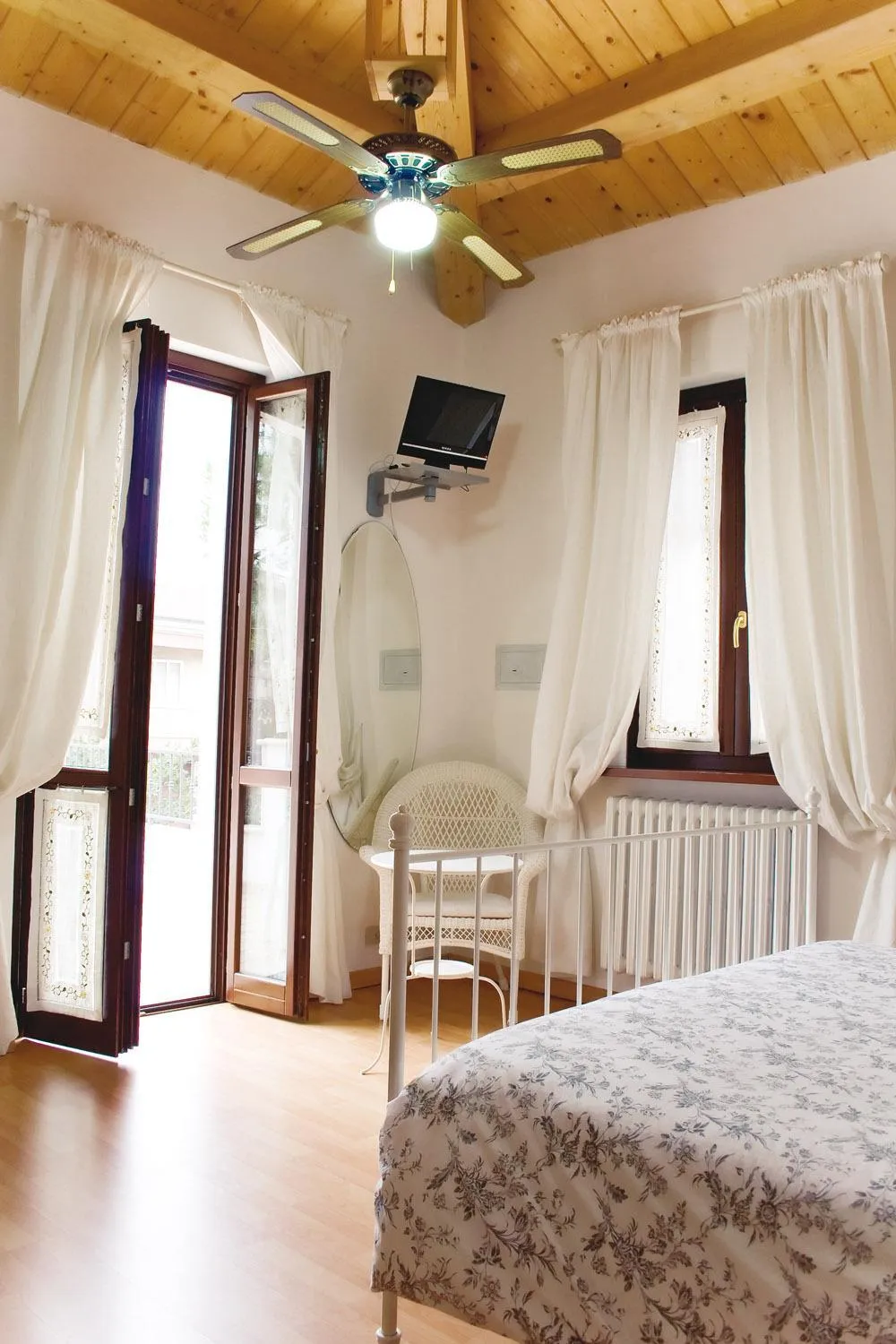 Balcony/Terrace, Bed in B&B Indipendenza