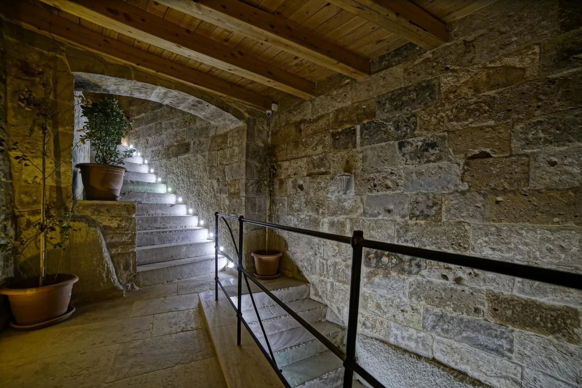 Billiard in Zeus Cave Suites