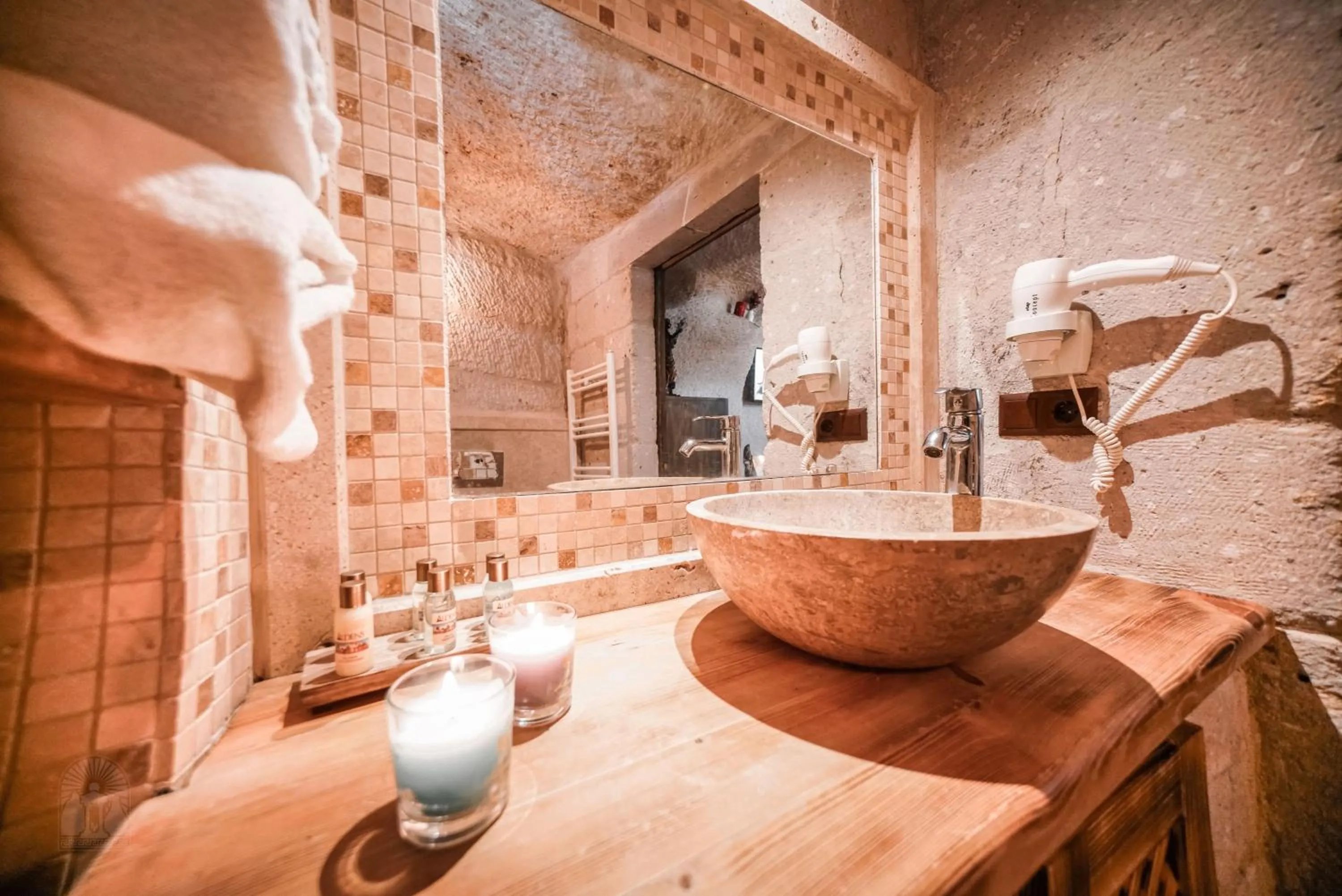 Bathroom in Zeus Cave Suites