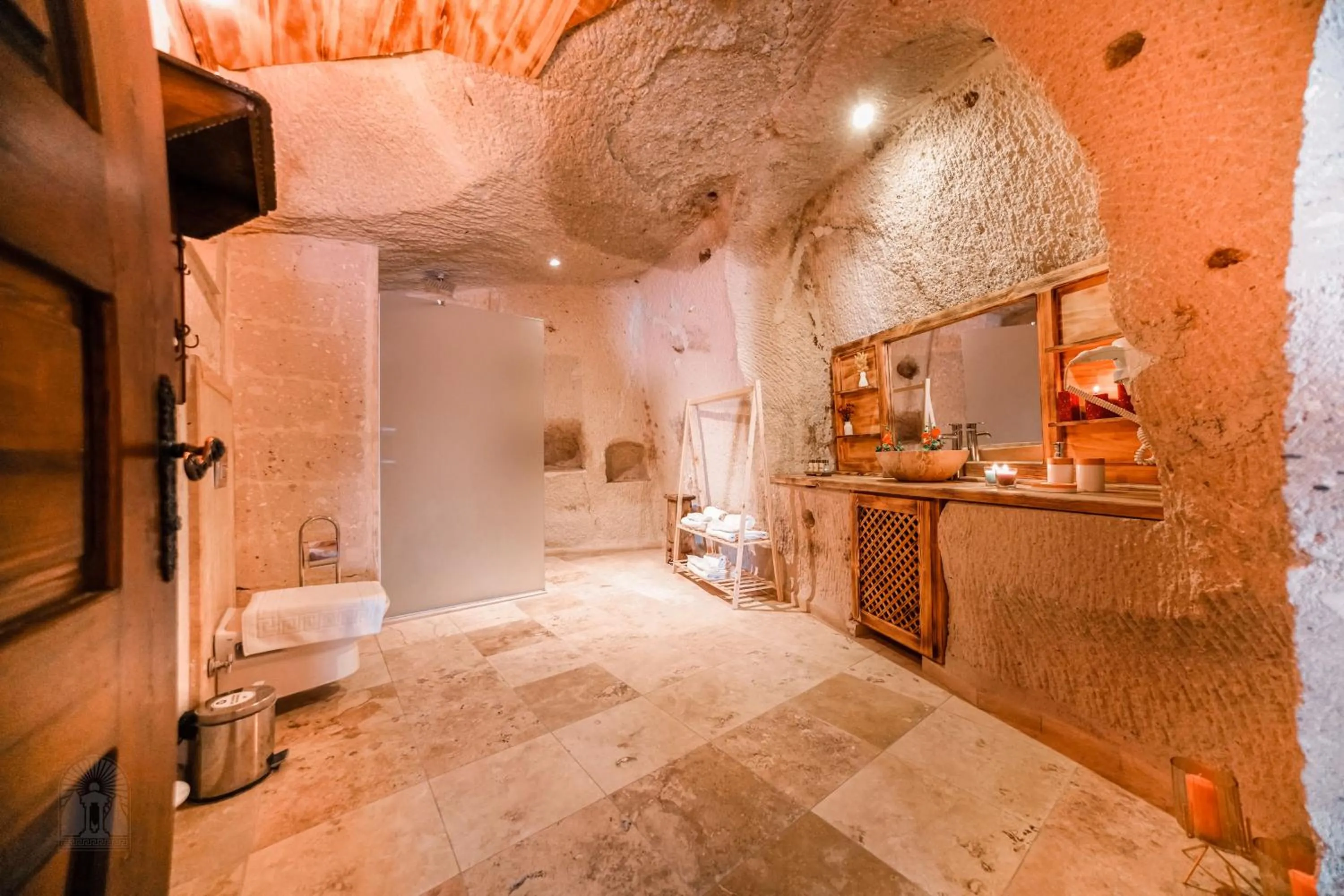 Bathroom in Zeus Cave Suites