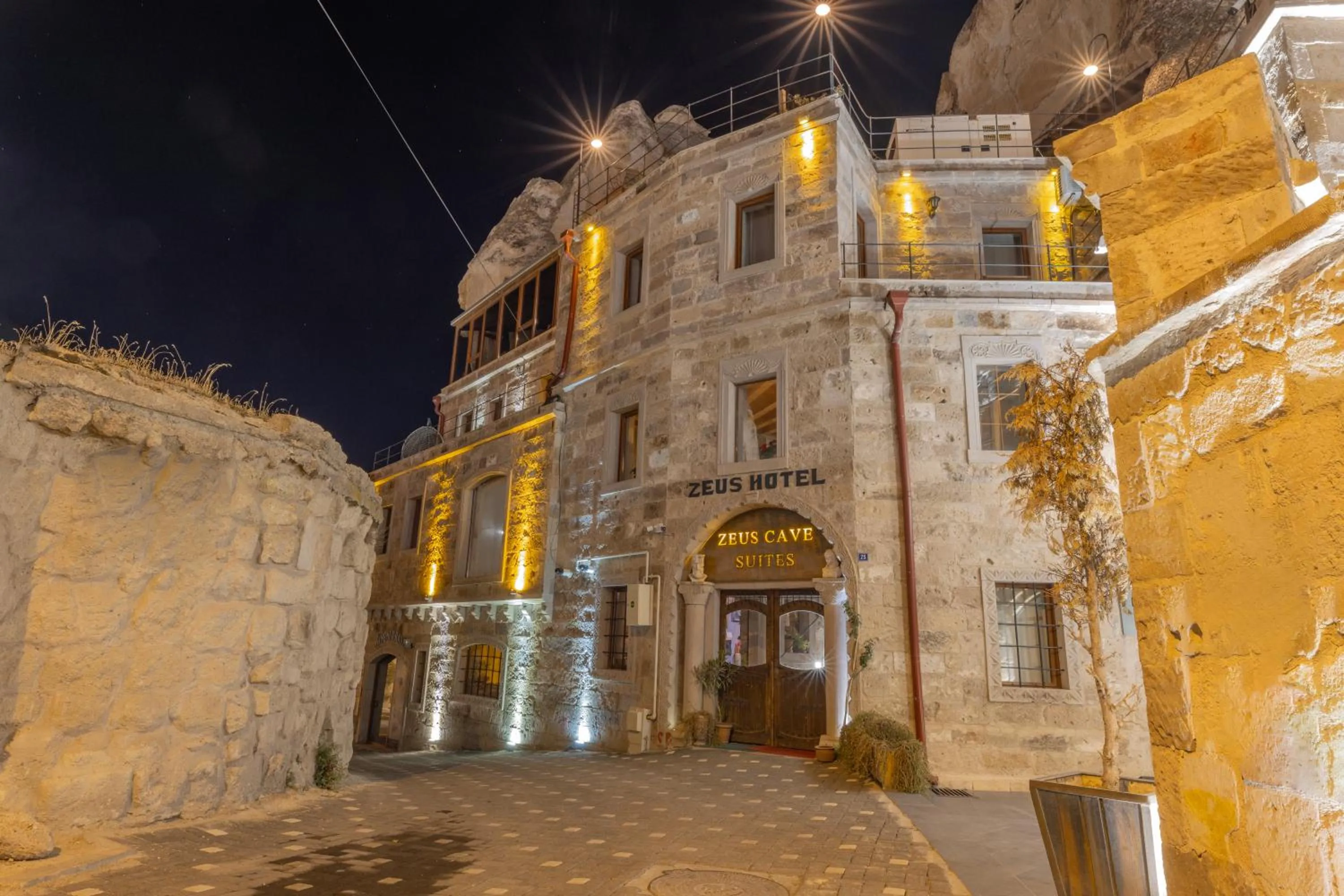 Property building in Zeus Cave Suites