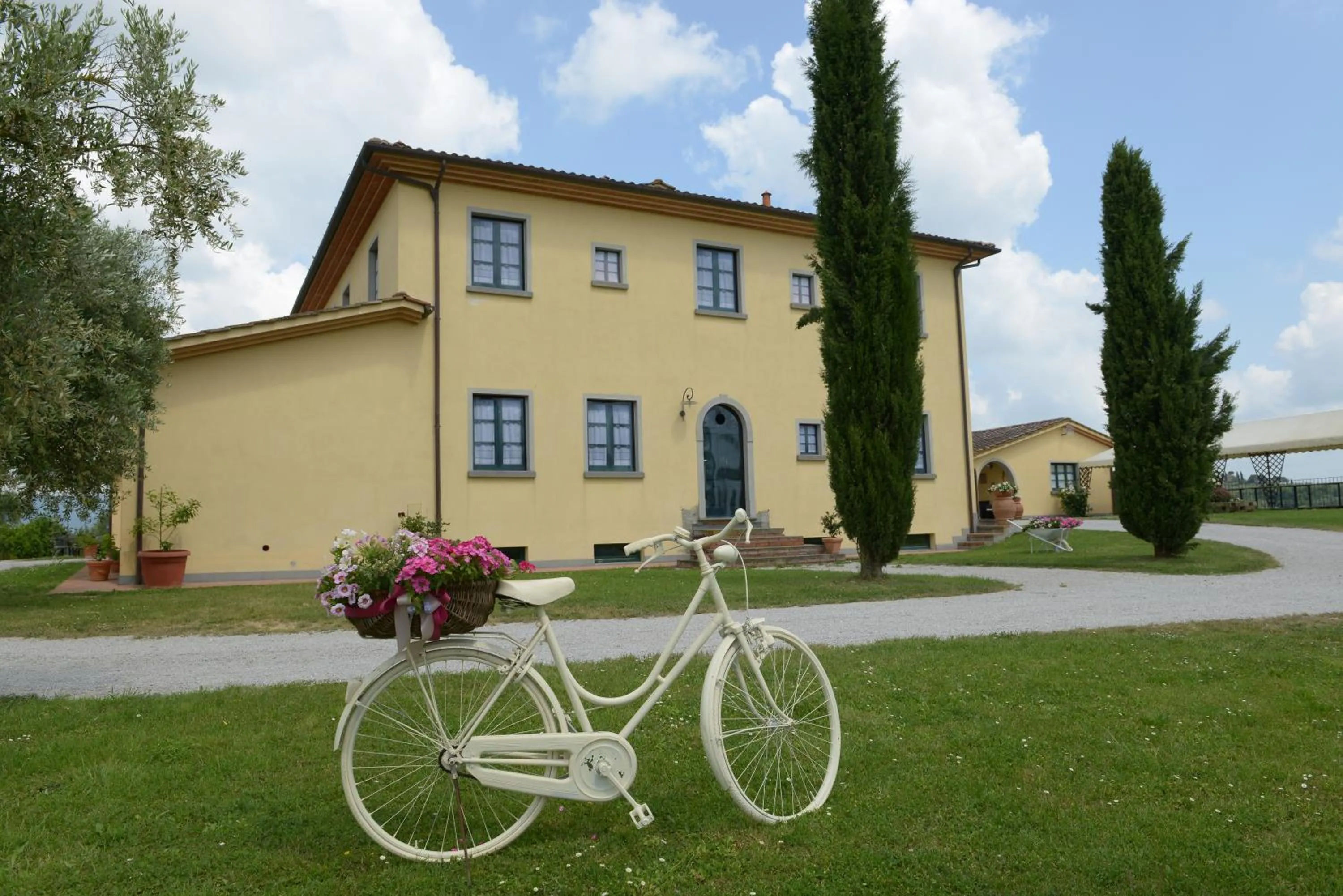 Property building in Agriturismo Musignano