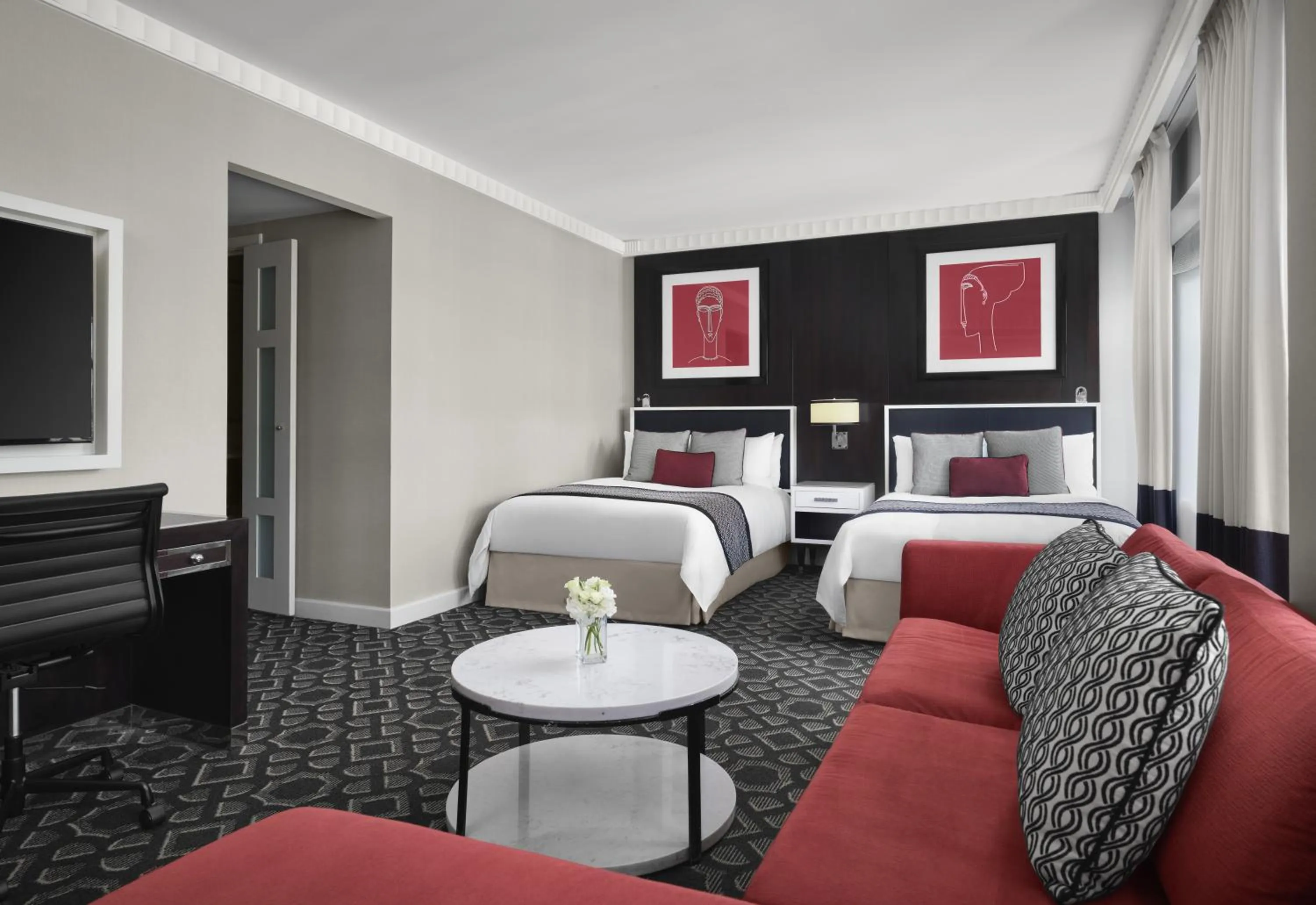 Photo of the whole room, Bed in Sofitel Lafayette Square Washington DC