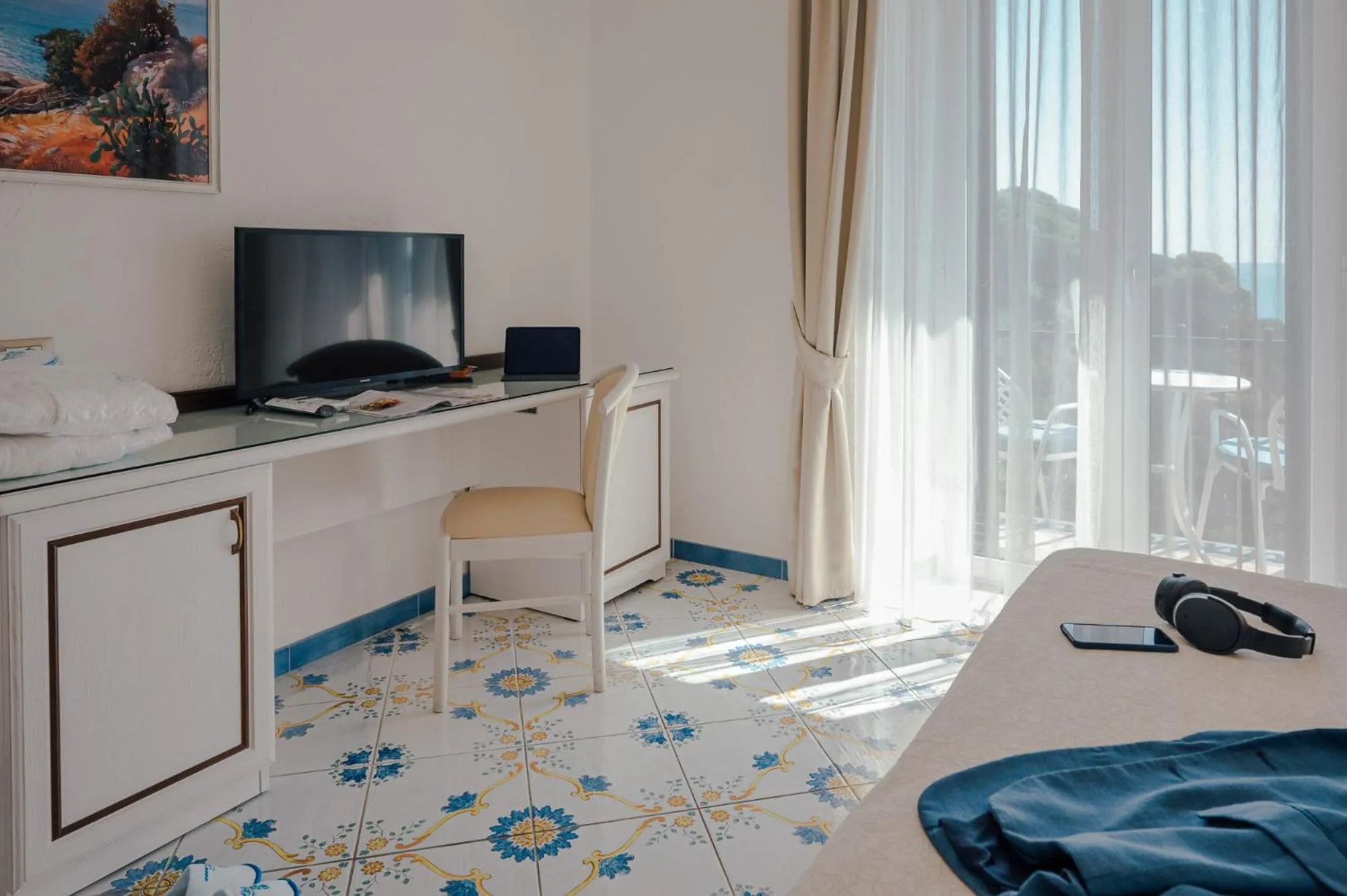 Bed in Grand Hotel Le Rocce