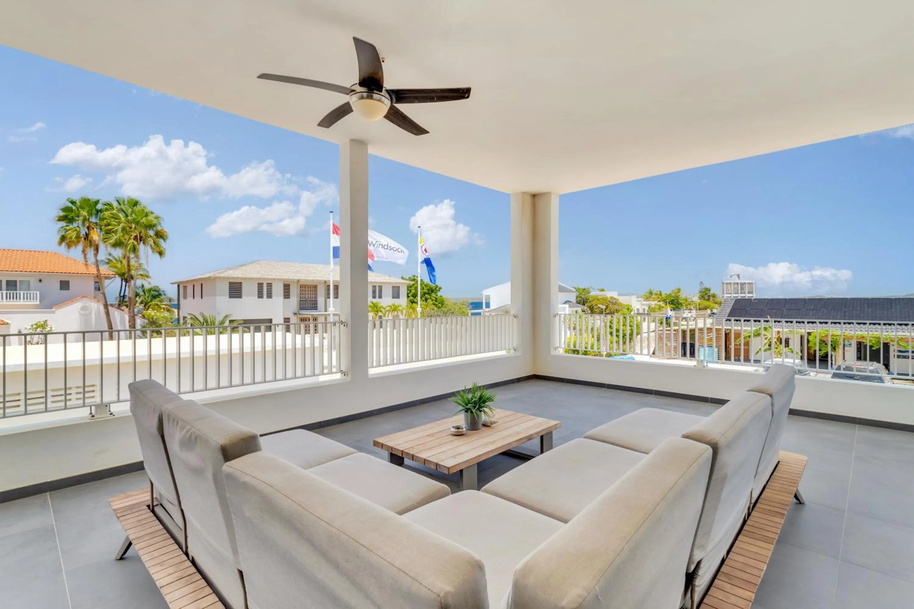 Grand Windsock Bonaire