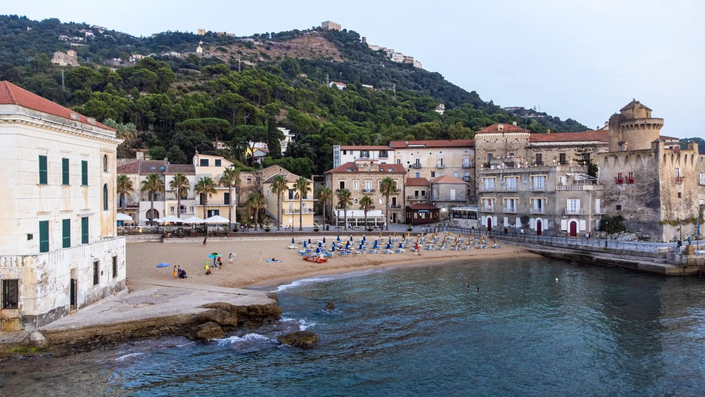 Location in Prince Franklyn Hotel