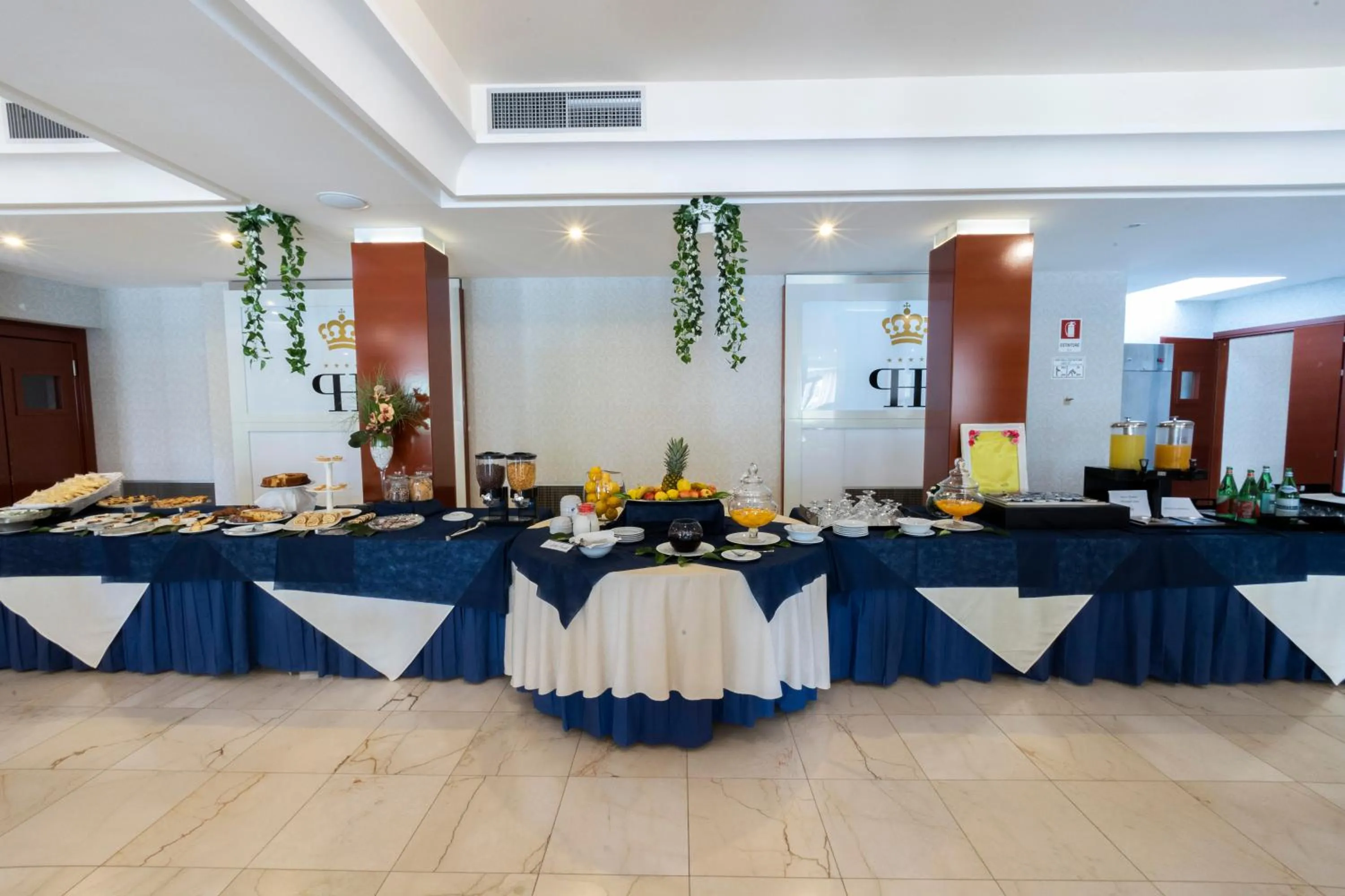 Breakfast in Prince Franklyn Hotel