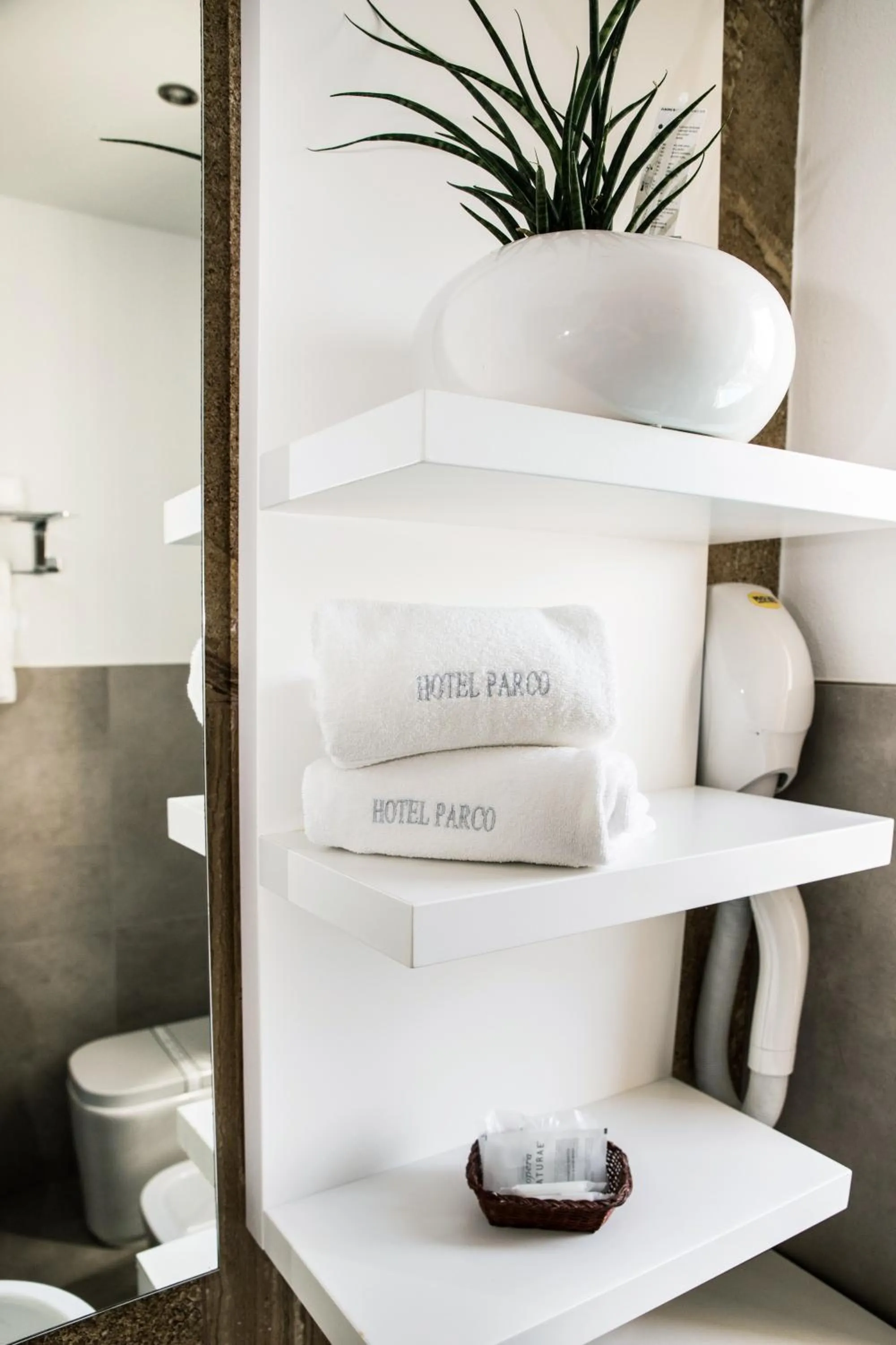 Bathroom in Hotel Parco