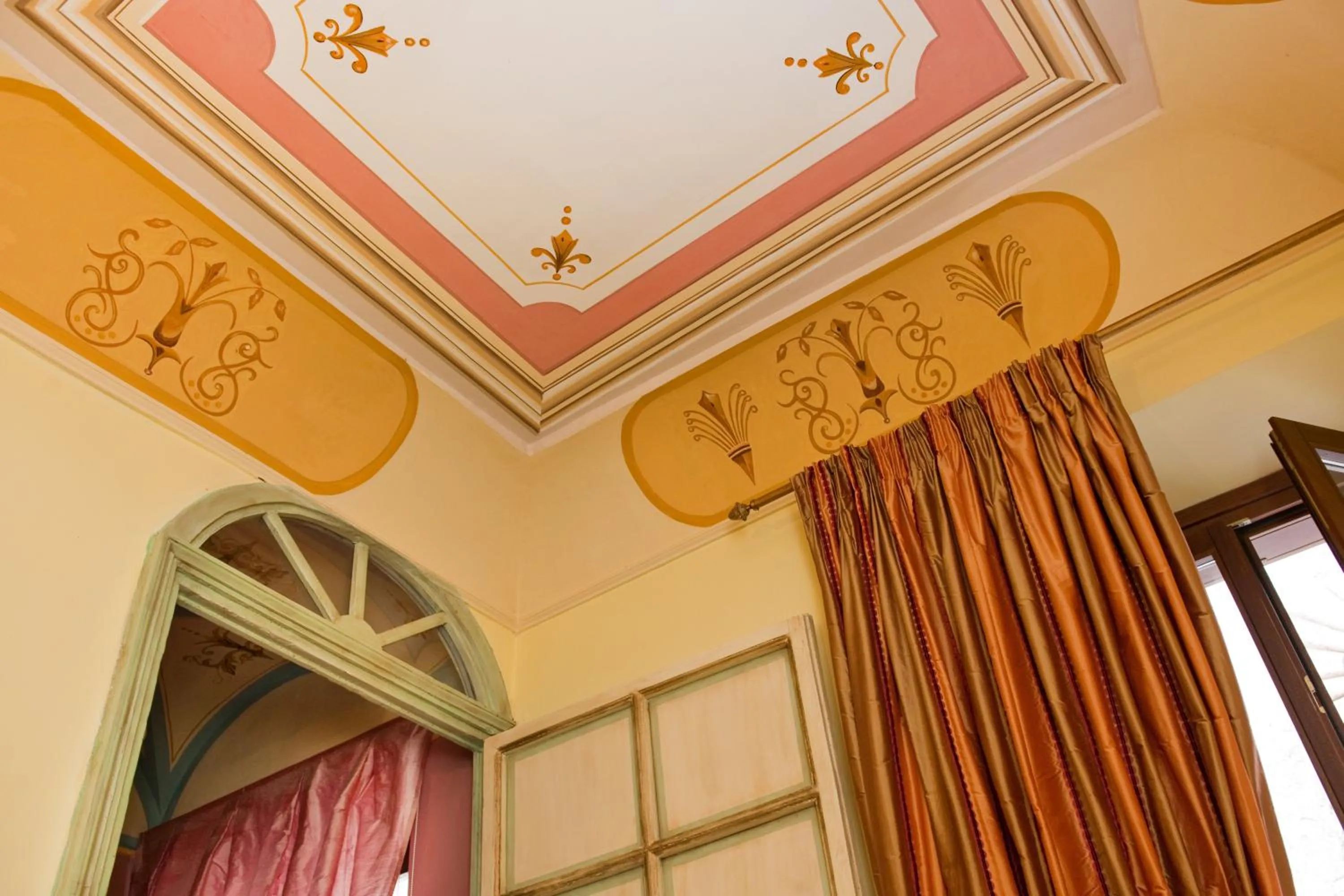 Decorative detail in Palazzo Maggiore