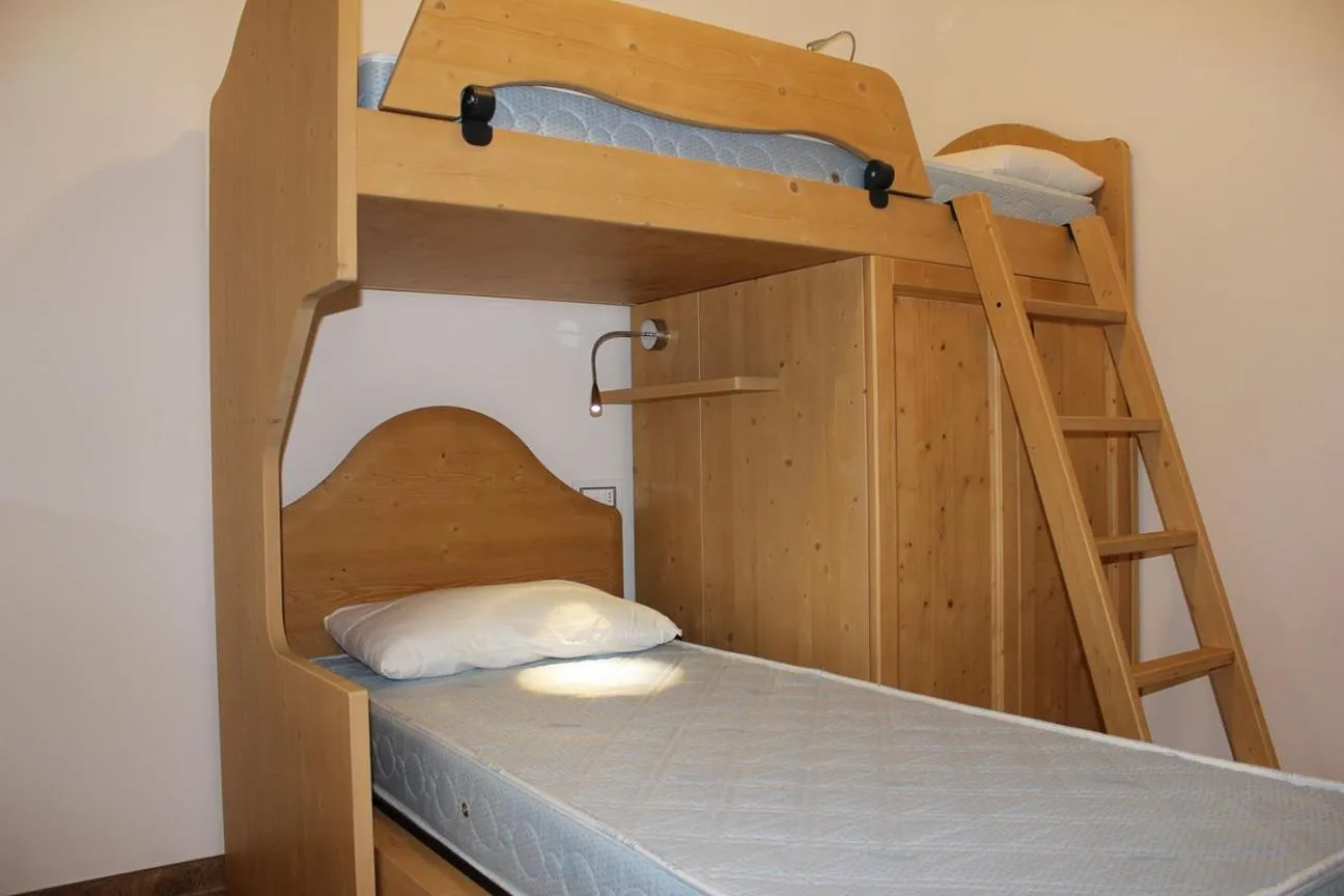 Bed in Residence Elettra