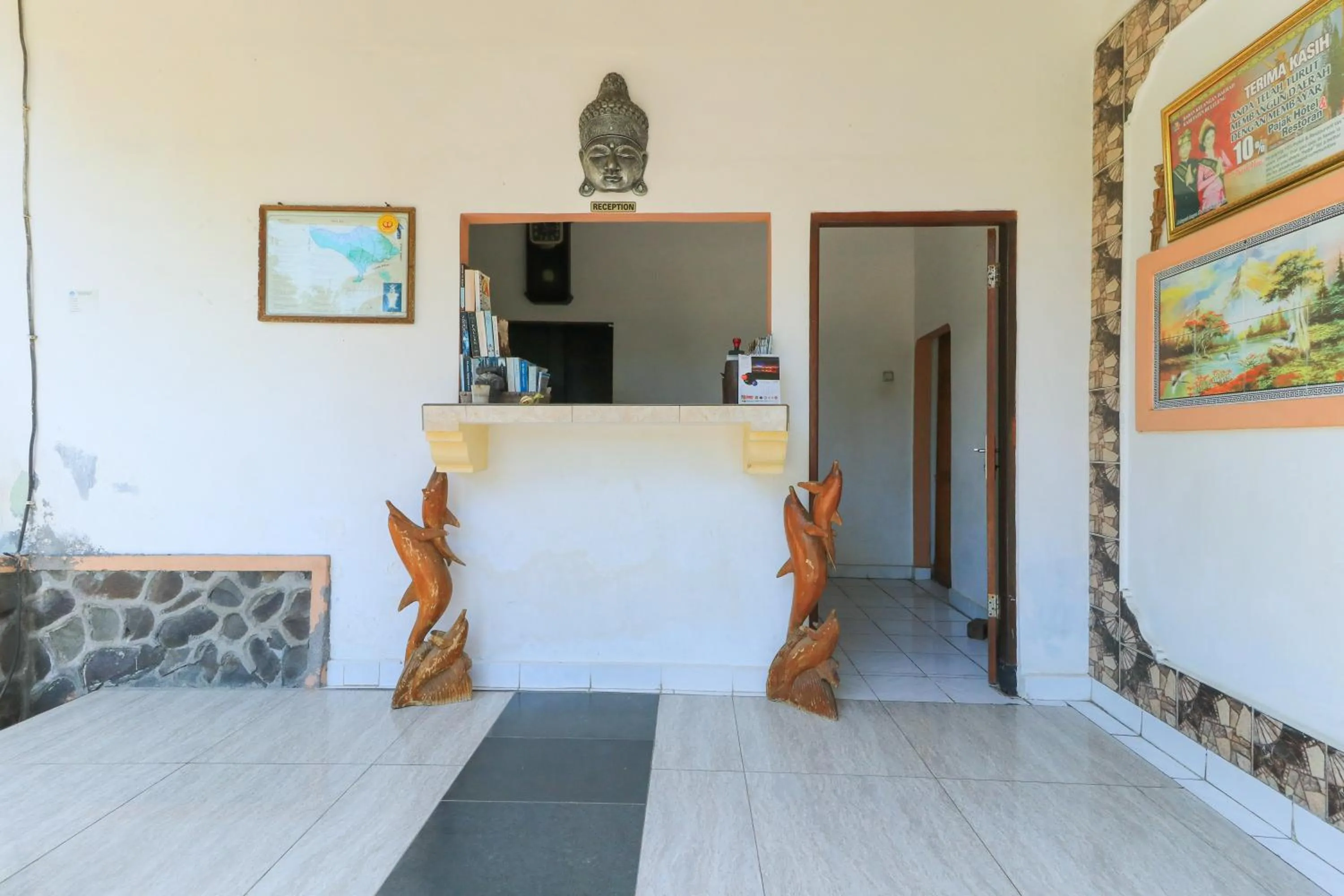 Property building in Hotel Tara Bar & Resto Air Sanih