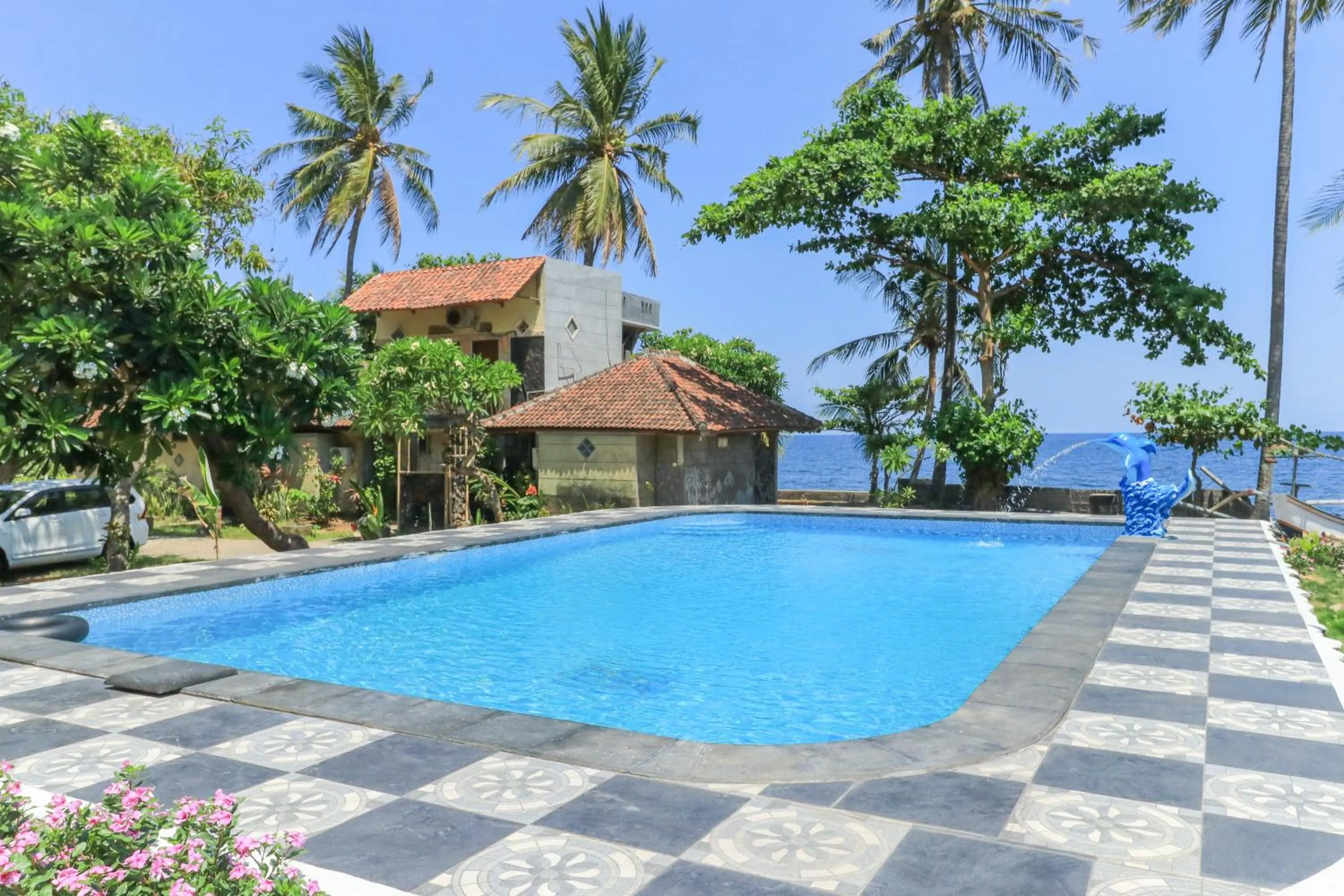 Property building in Hotel Tara Bar & Resto Air Sanih