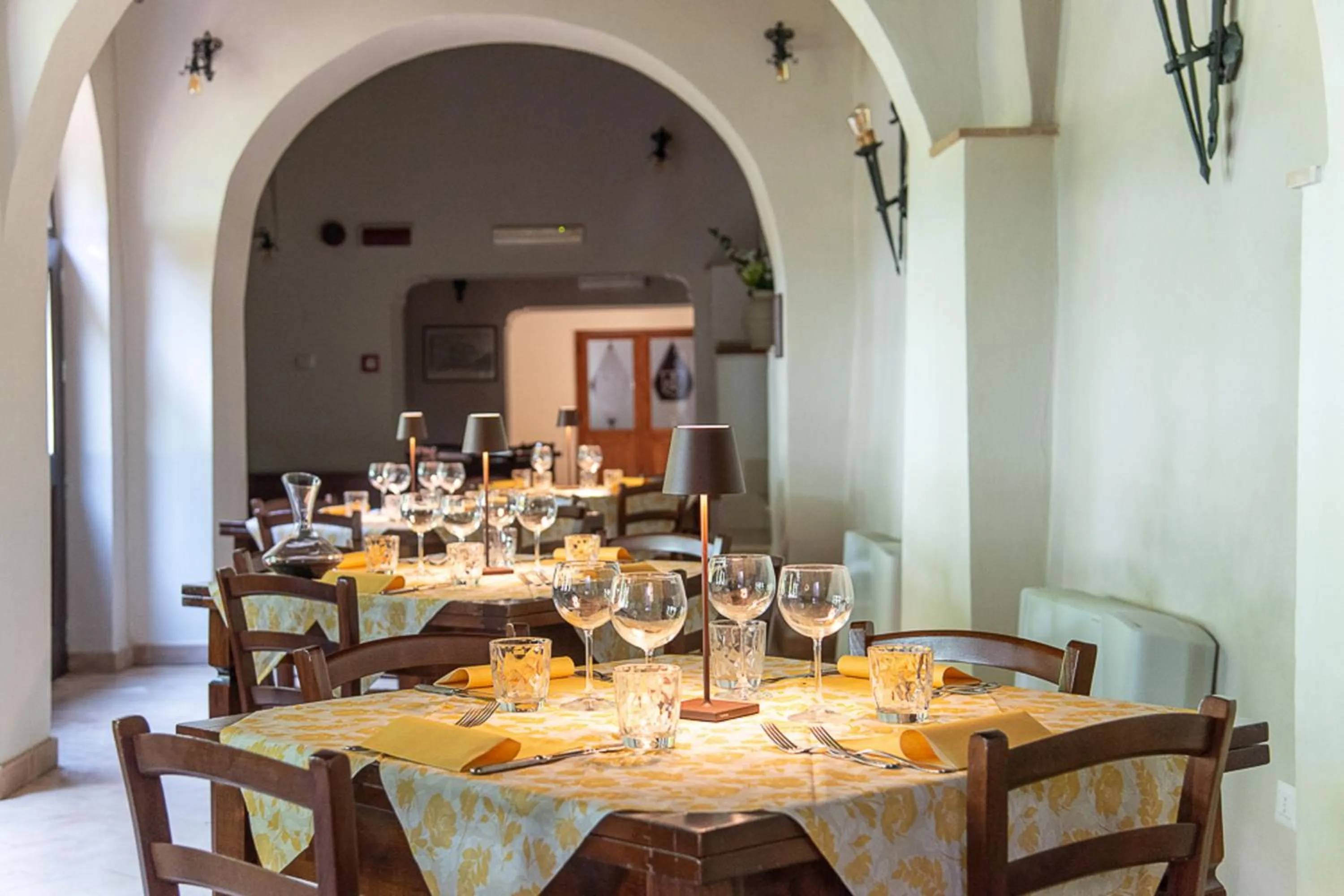 Restaurant/places to eat in Relais Borgo Campello