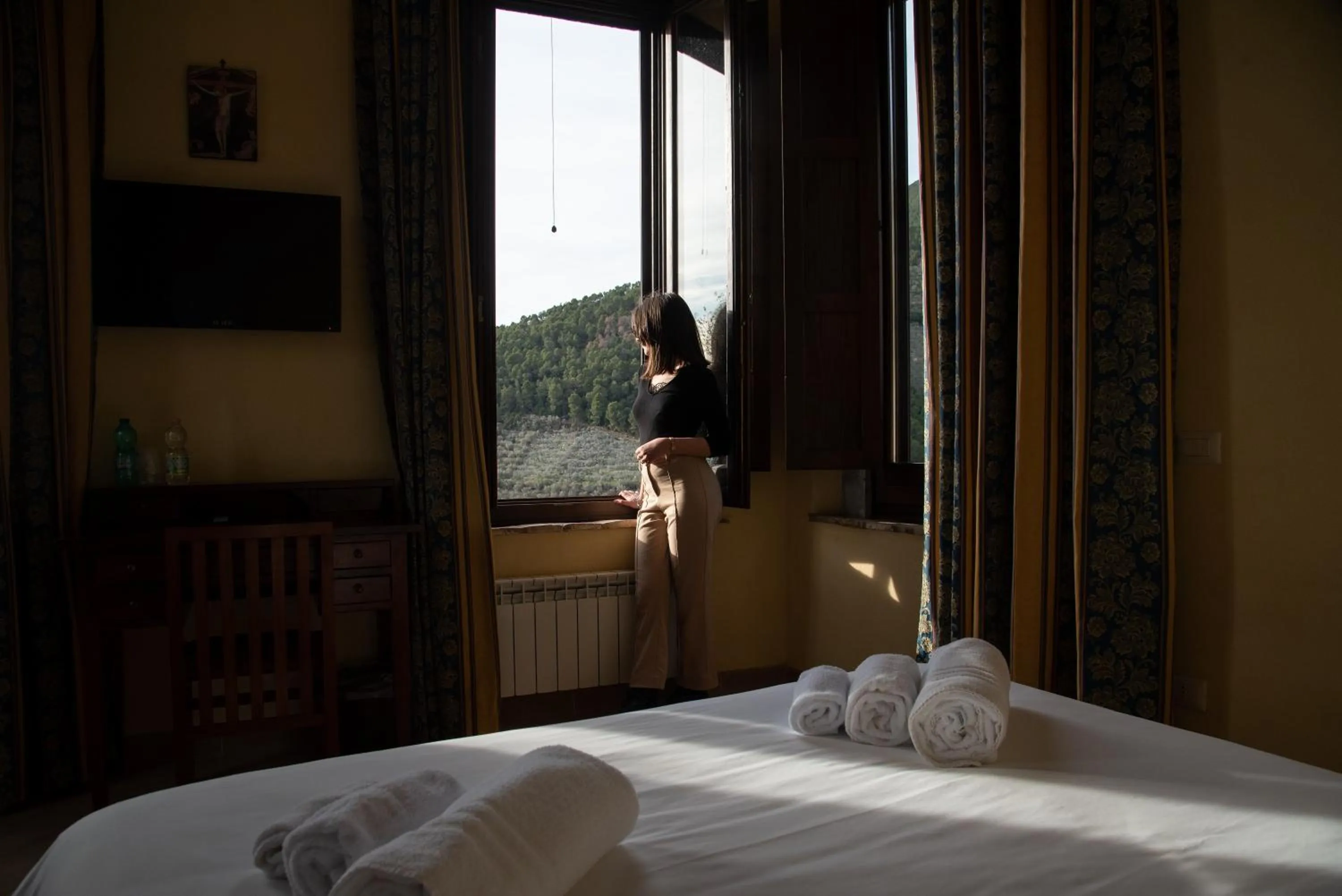 Natural landscape, Bed in Relais Borgo Campello