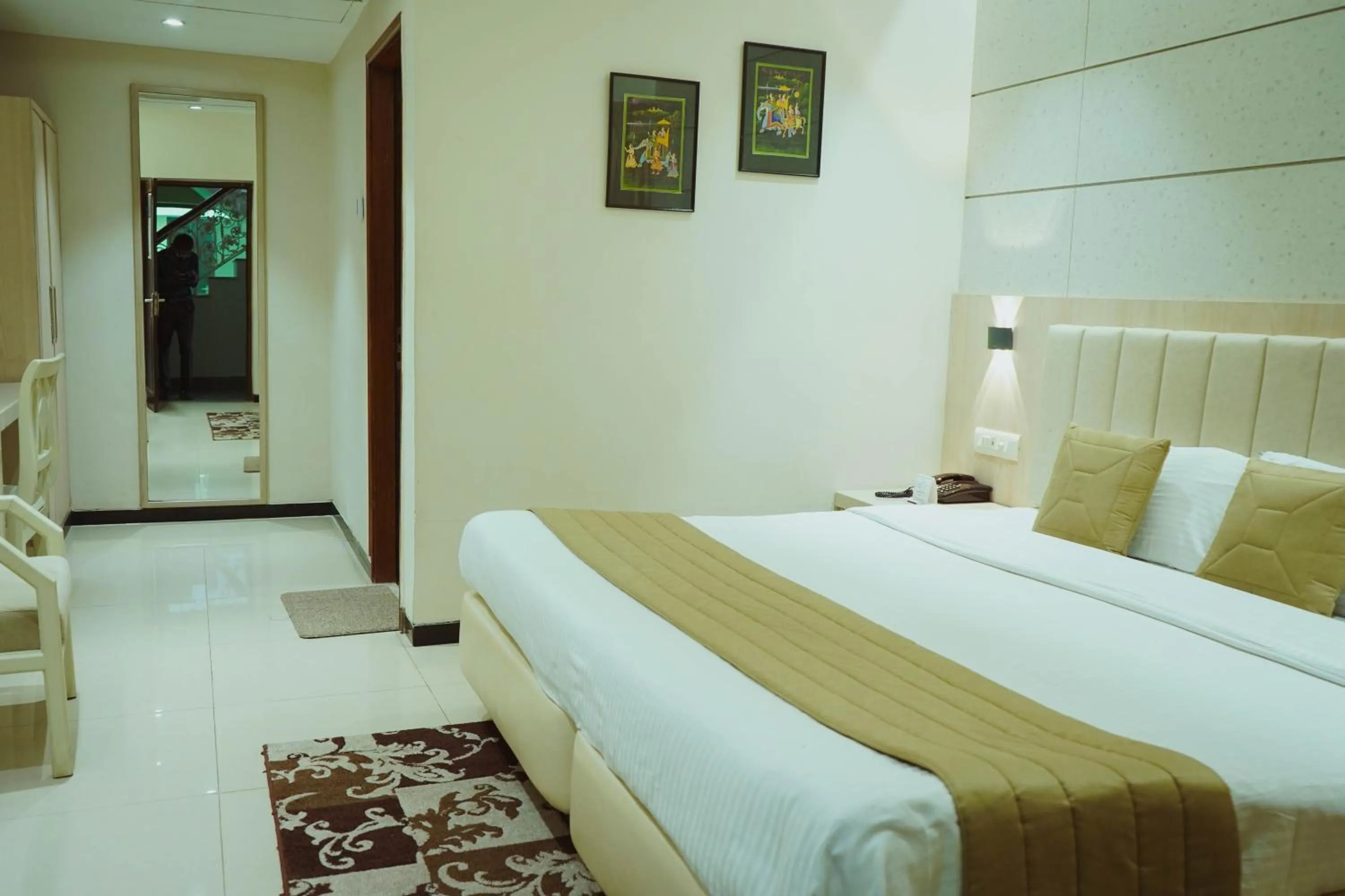 Photo of the whole room, Bed in Hotel Yatrik