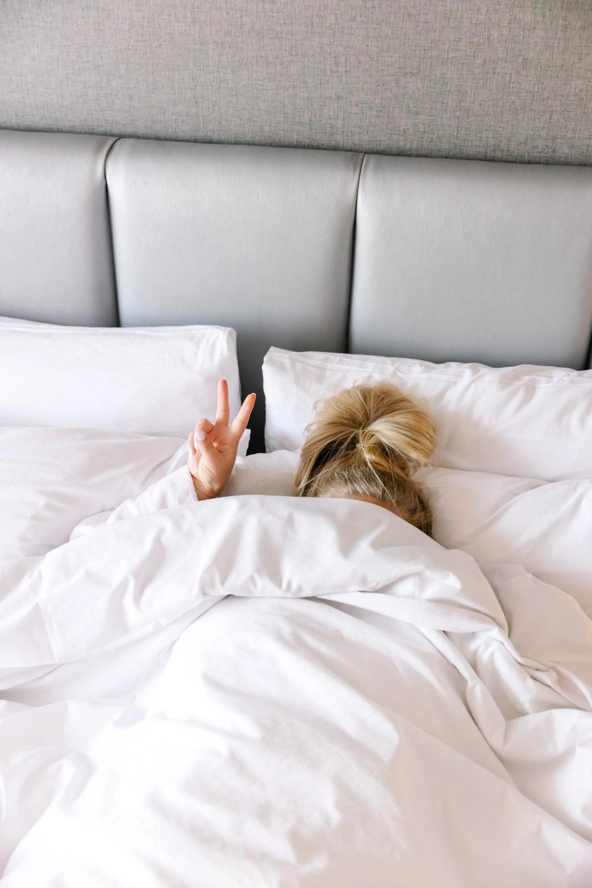 Bed in The River Inn